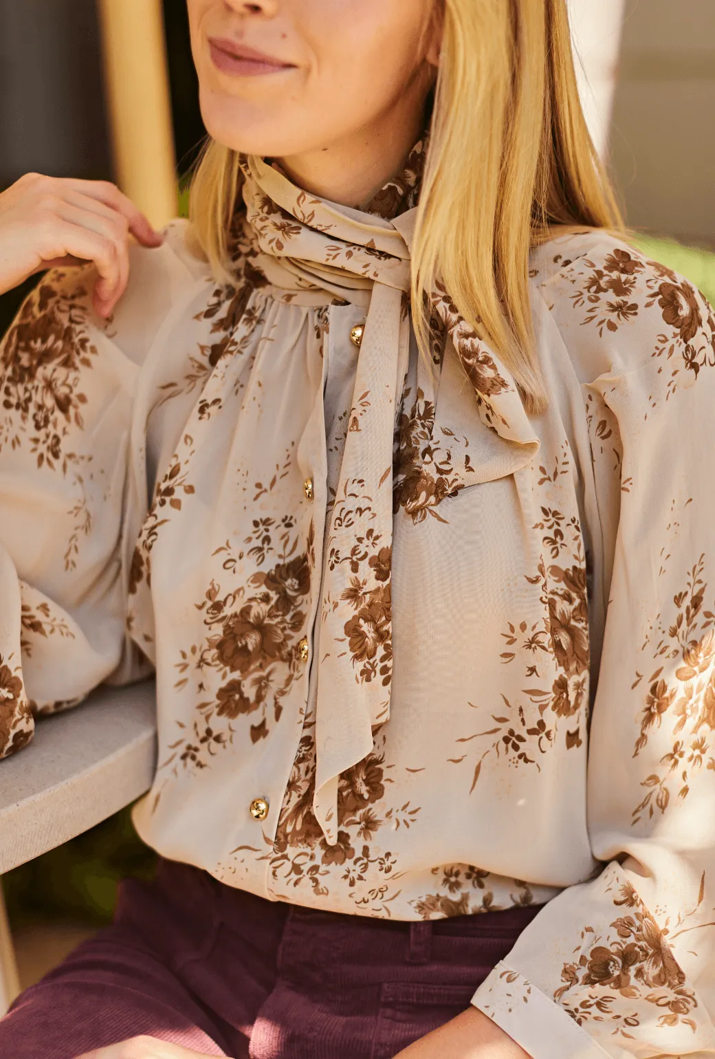 Big Bow Blouse - Ivory Floral MoistureWickingTechnology