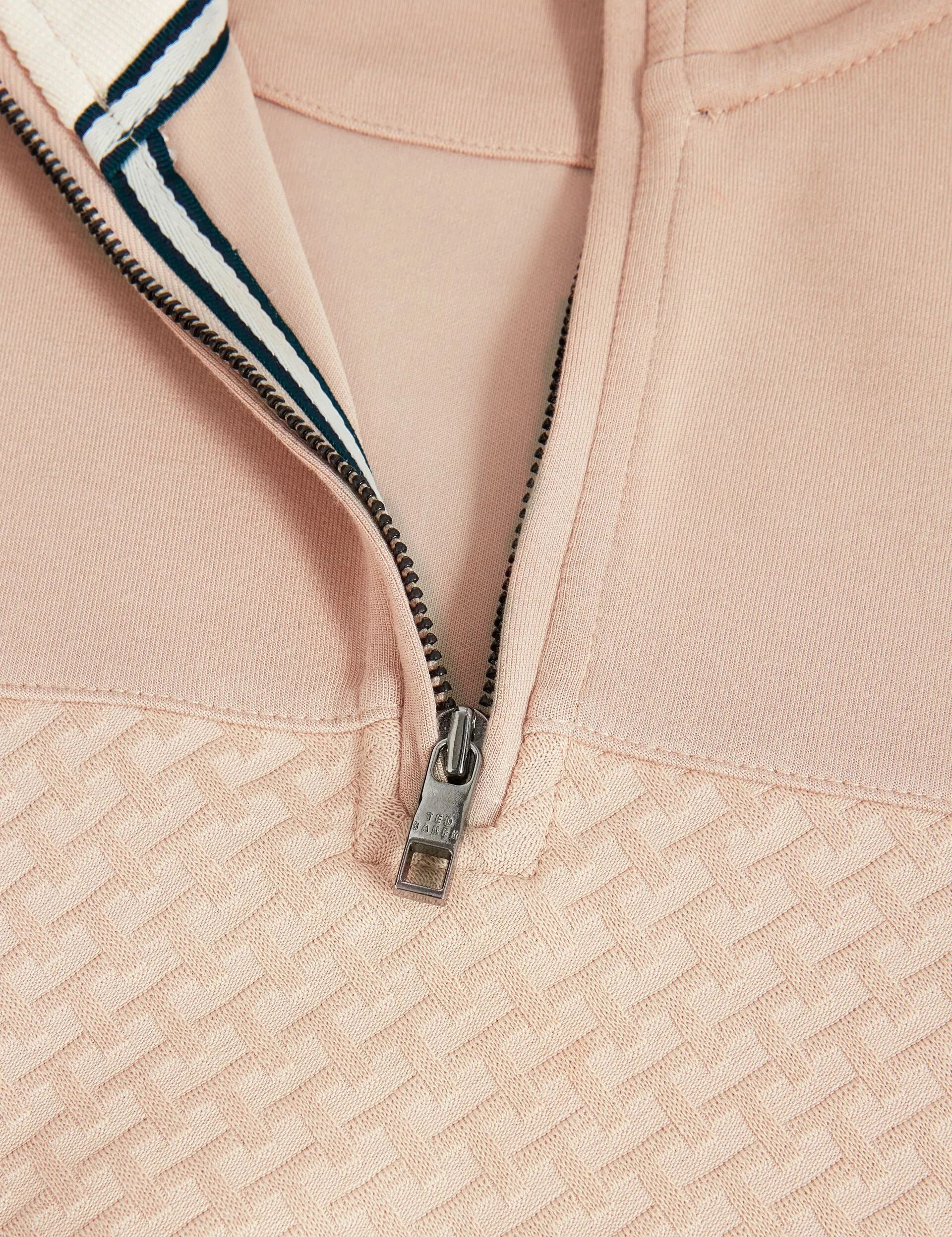 SIMONEA | TAUPE Cozy And Stylish