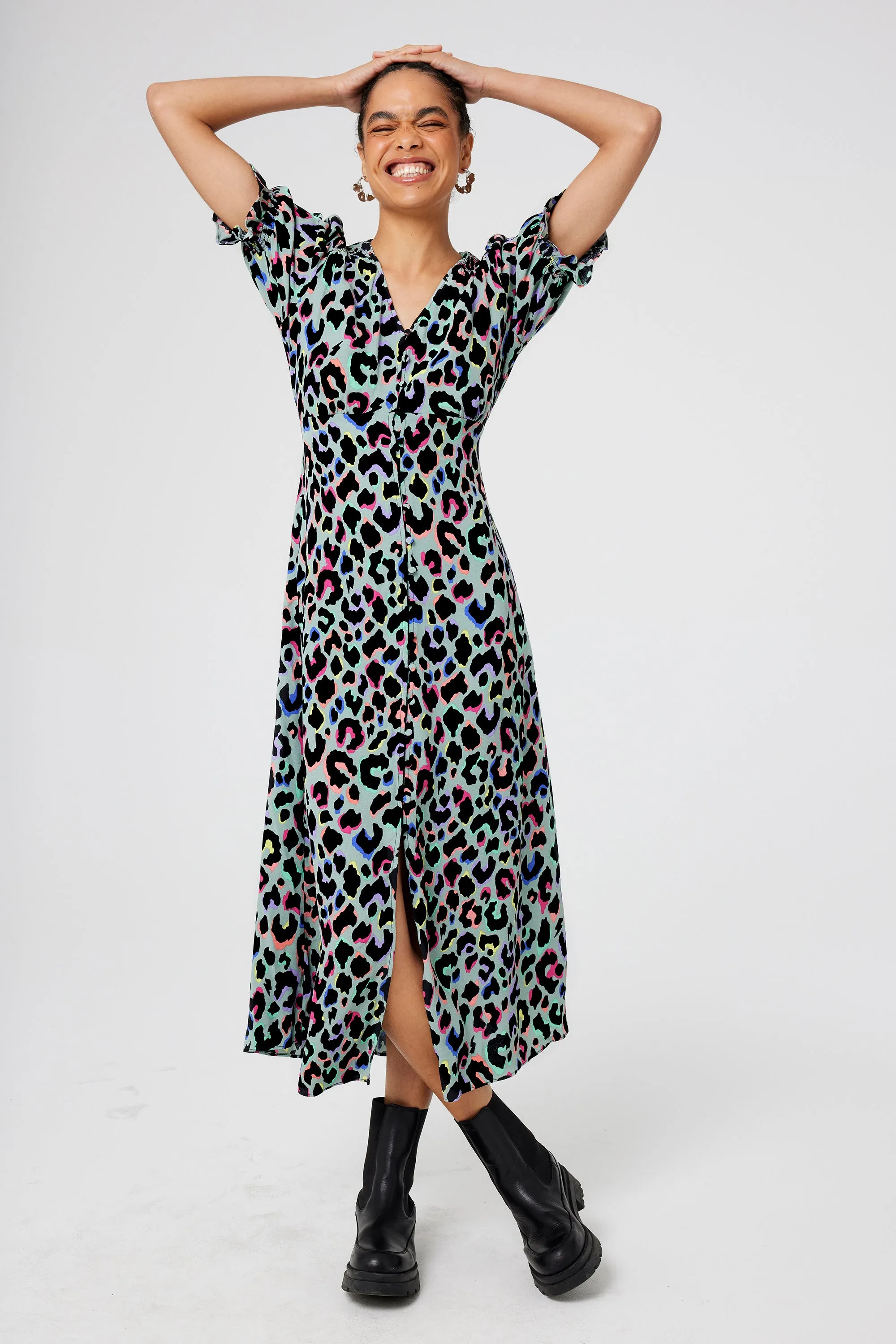 All-Purpose Comfort Tassel-Detail Pale Khaki with Rainbow Shadow Leopard Flute Sleeve Midi Tea Dress
