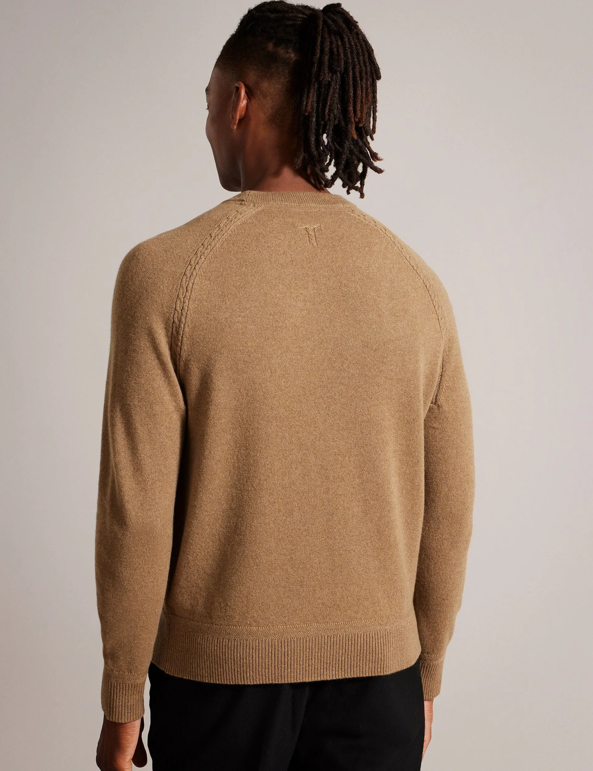 Cozy And Stylish Fine Gauge GLANT | ECRU