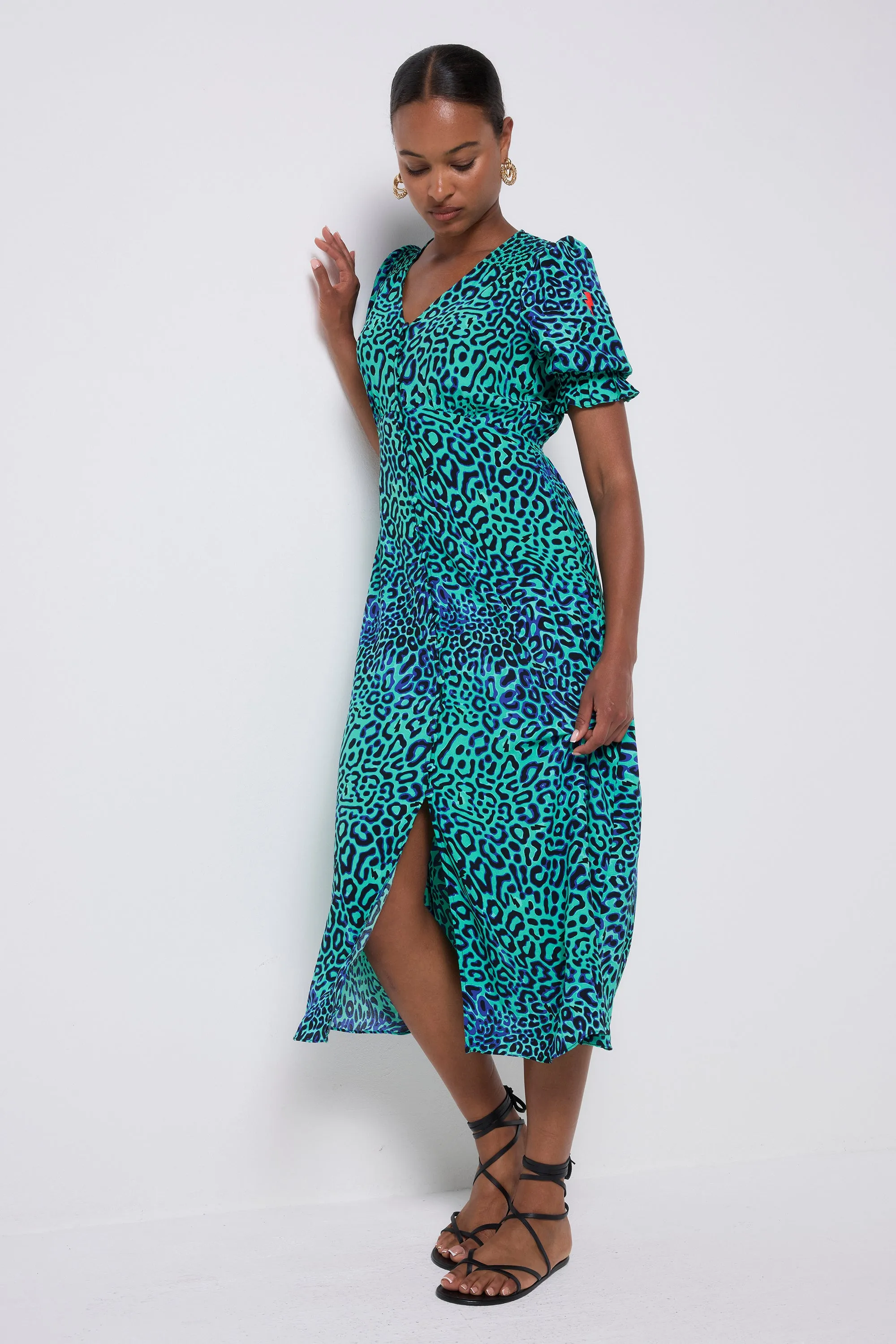Green with Black Leopard Ray Flute Sleeve Midi Tea Dress Sharp Look