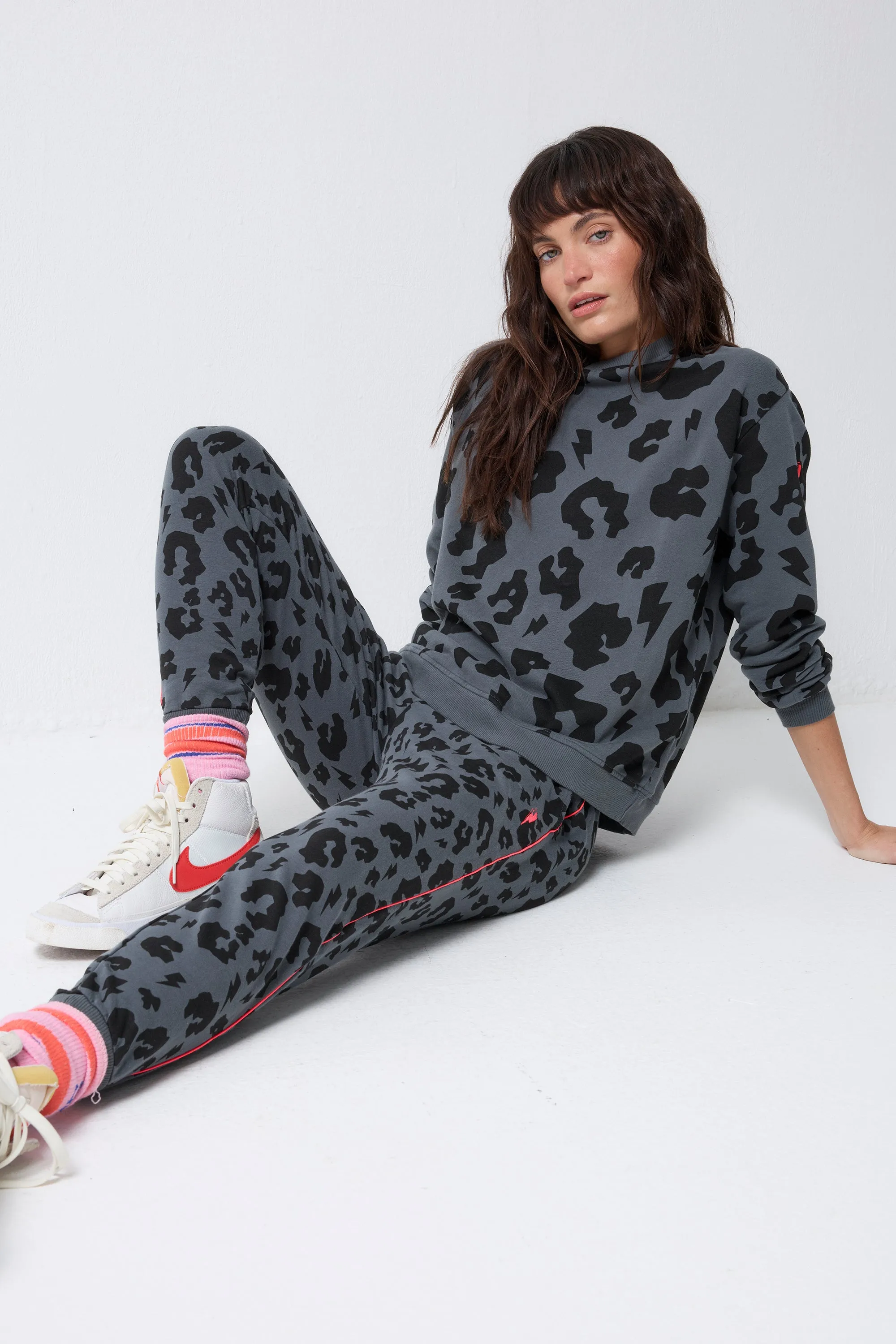 Seasonal Basic Grey Leopard Cosy Joggers