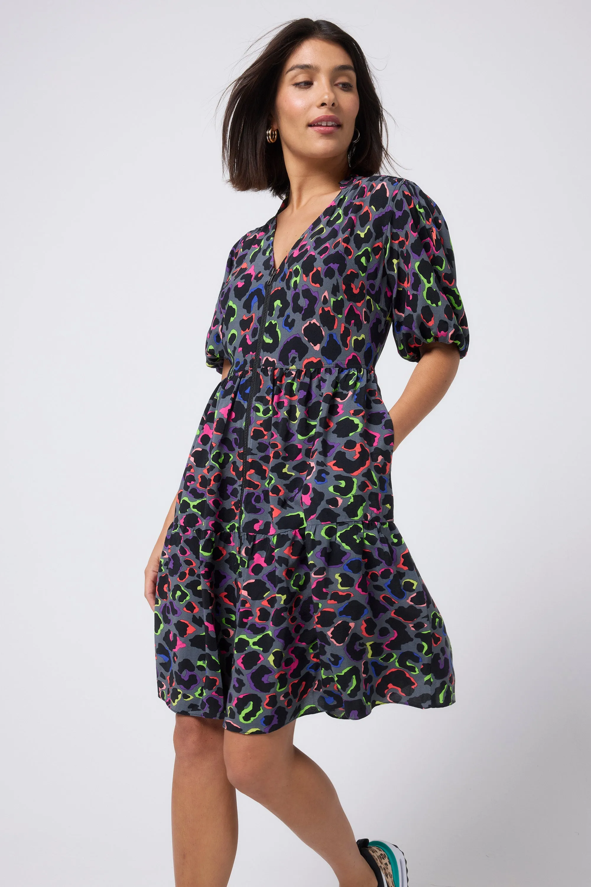 Smooth Feel Gathered Skirt Grey with Rainbow Shadow Leopard Zip Detail Tiered Short Dress