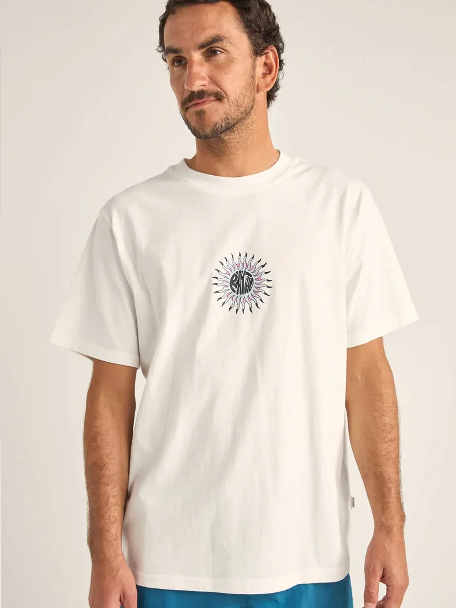 RHYTHM SUN BEAMS VINTAGE SHORT-SLEEVE T-SHIRT - VINTAGE WHITE CompressionSupportWeave UVProtectionCoating