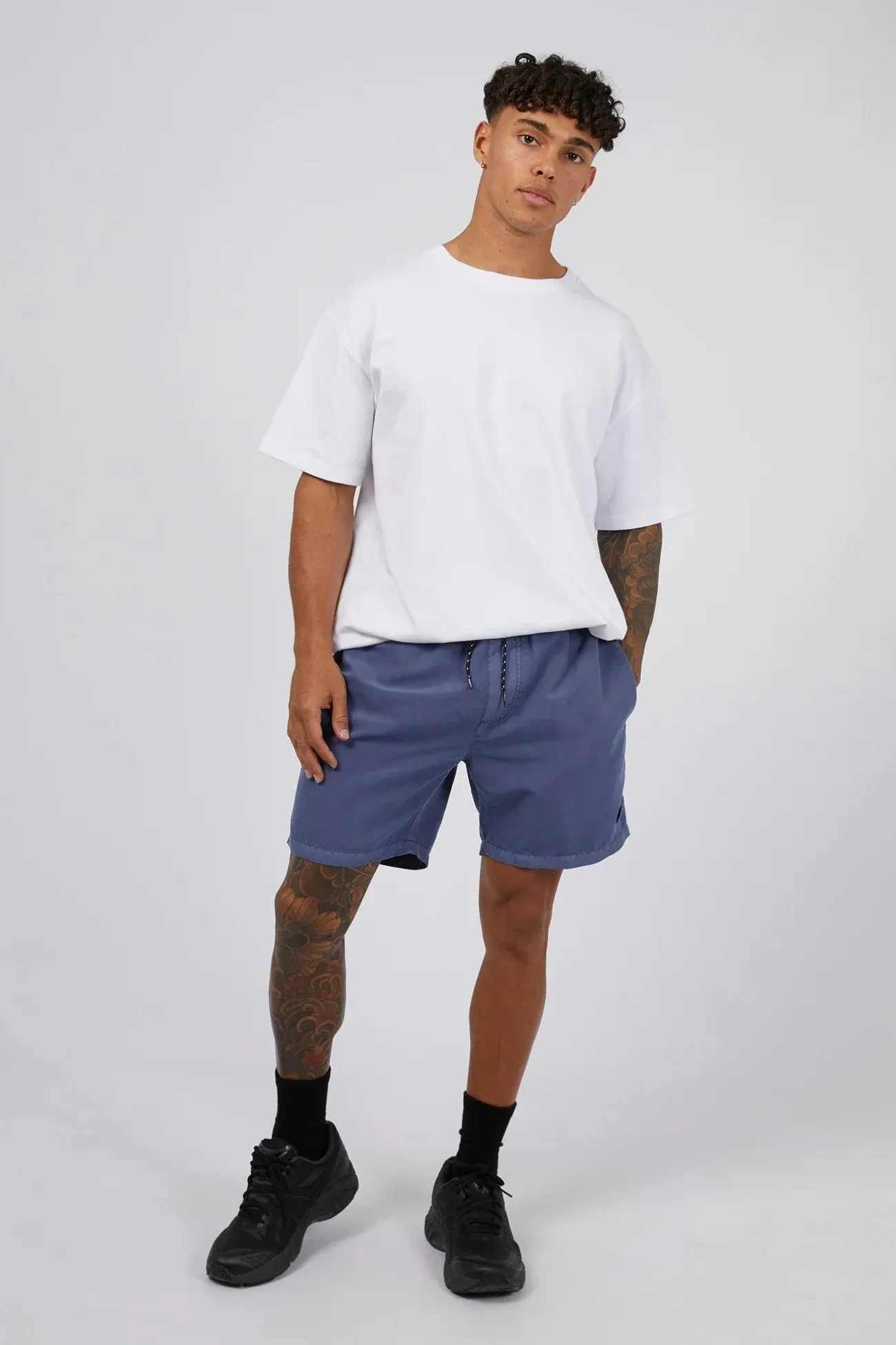 FlexibleStretchWeave Illusion Short Shadow