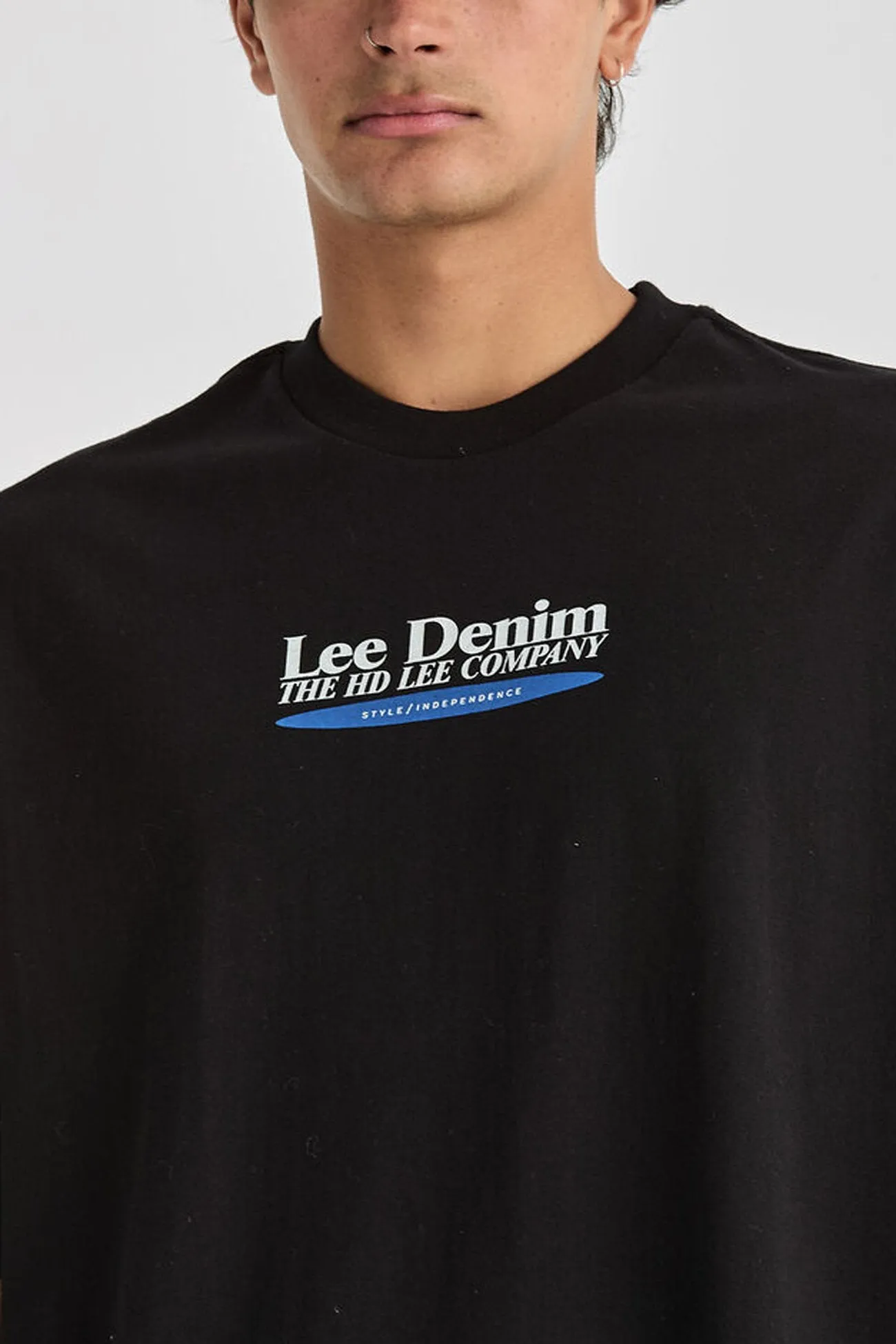 Lightweight Knit RibbedNeckline Independence Baggy Tee Black