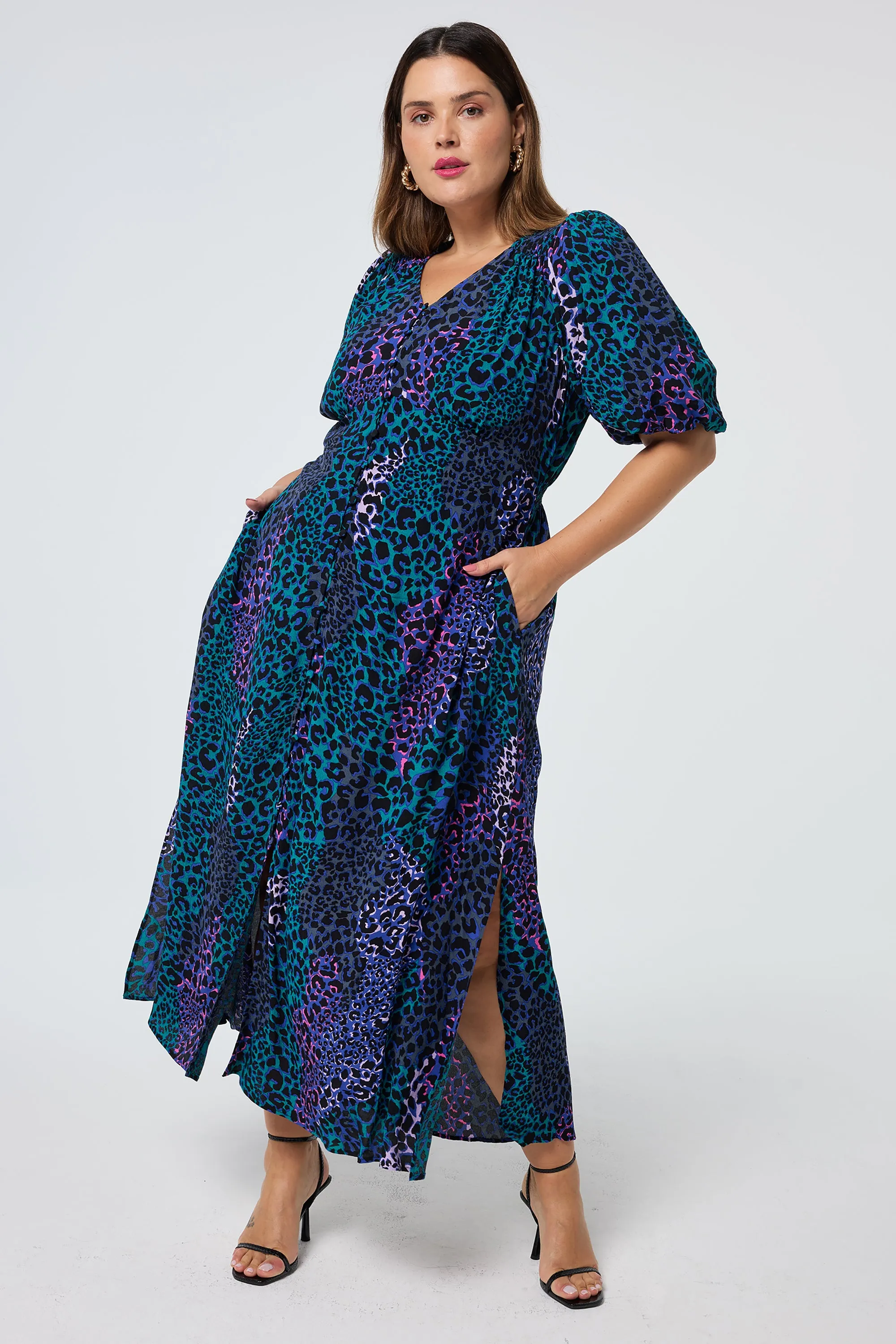 Perfect Fit Neutral Look Blue with Green Spliced Leopard Puff Sleeve Midi Tea Dress