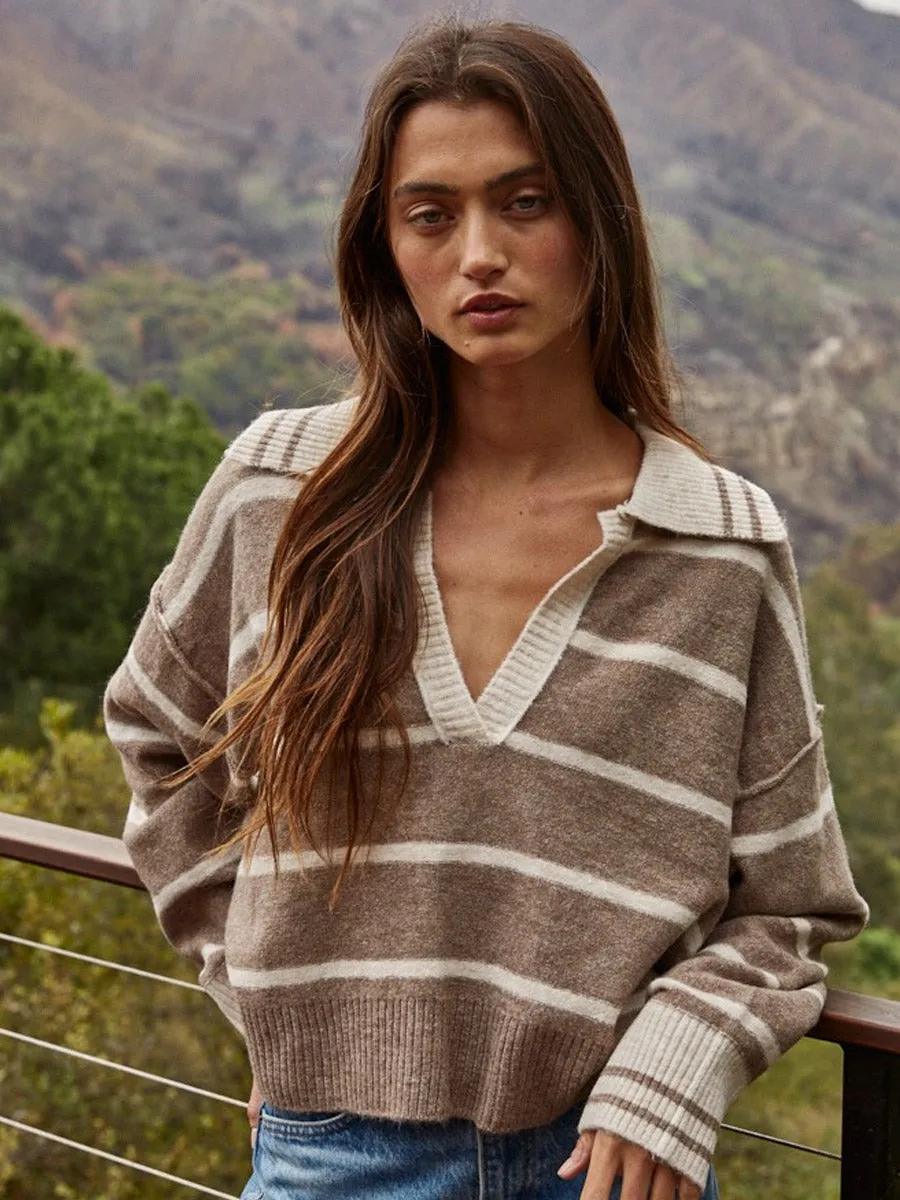 TemperatureRegulatingLining QuickDryTechnology KNIT STRIPED SWEATER WITH V-NECK COLLAR - MOCHA/OATMEAL