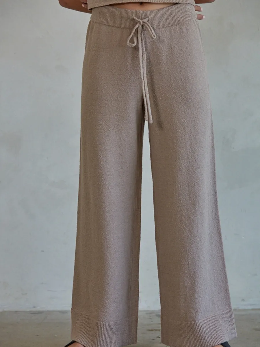 Sporty Design Timeless Layers KNIT WIDE LEG PANT - MOCHA