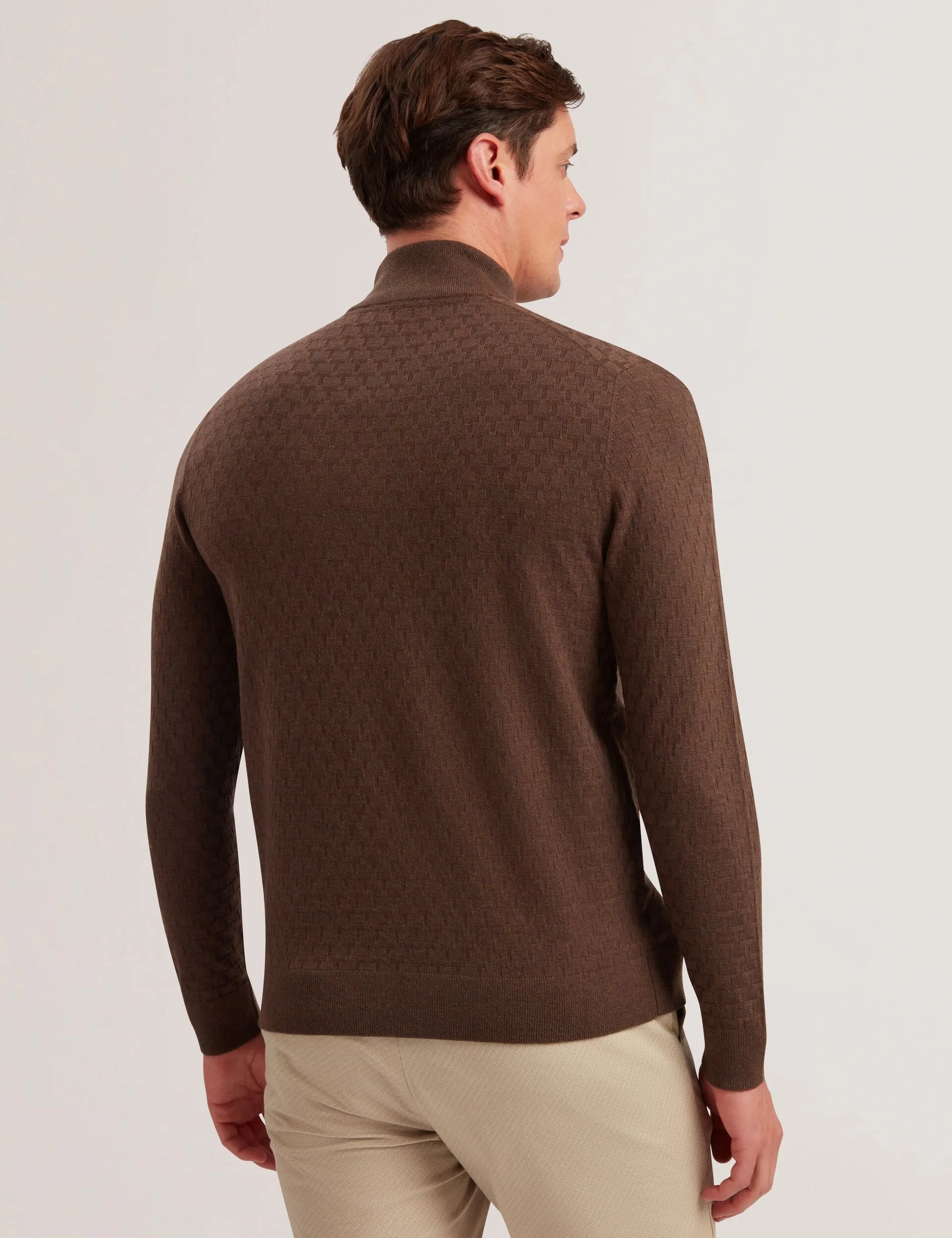 Sustainable Sourcing Certified Knitted Comfort KURNLE | BROWN
