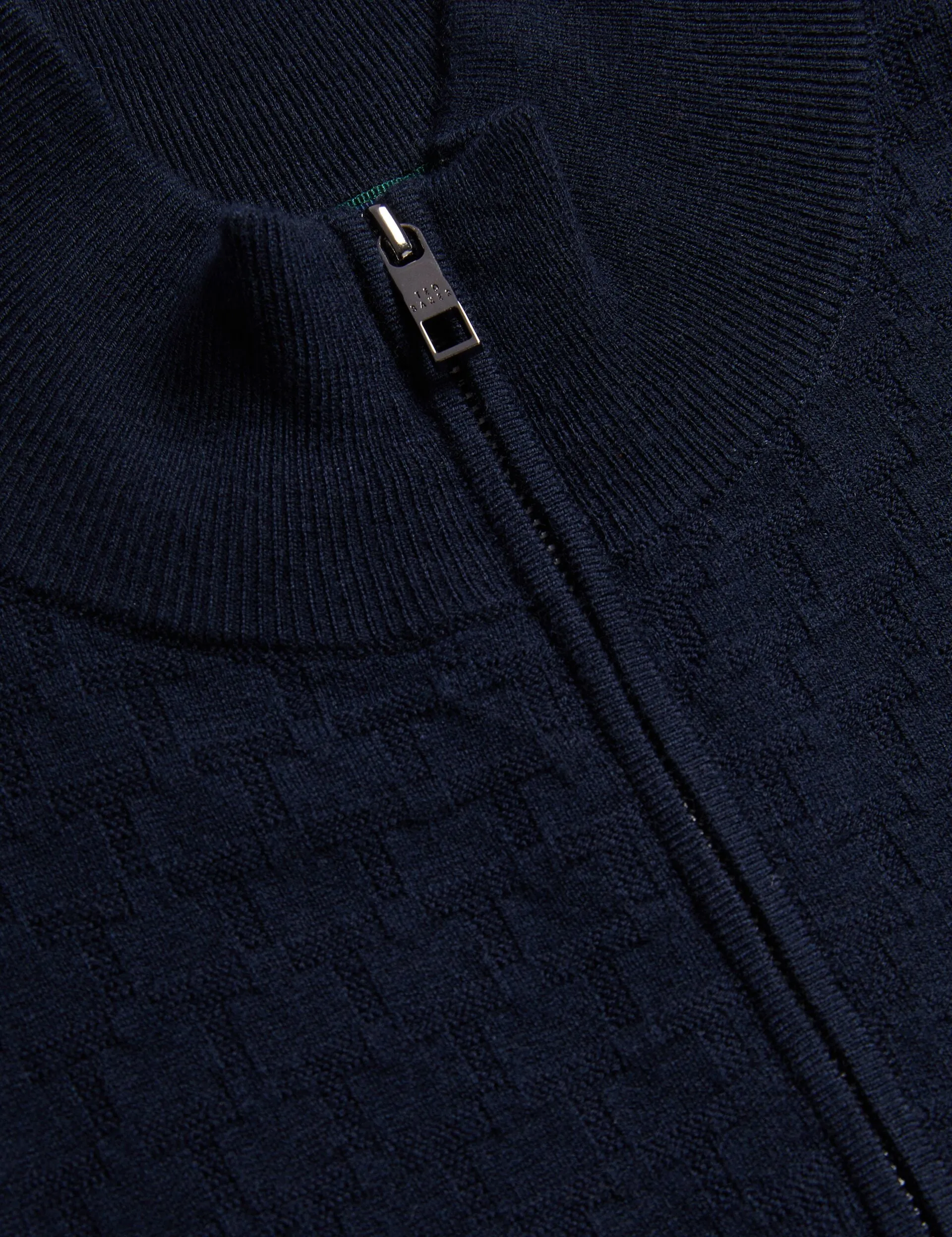 Chilly Day Outfit KURNLE | NAVY