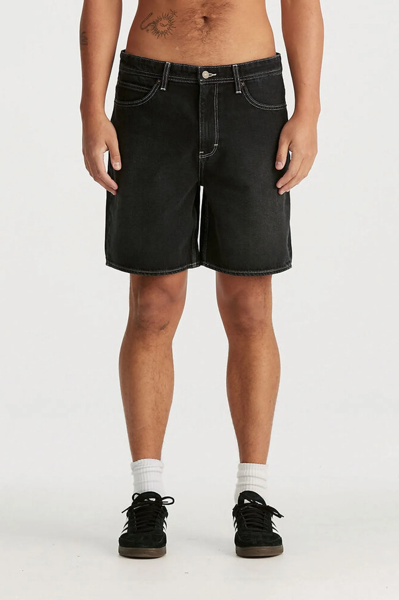 Double Stitched Natural Movement L-Four Baggy Short Tune Black