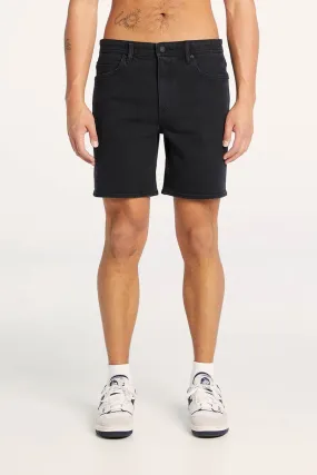 L-Three Short Industry Black Core Fit