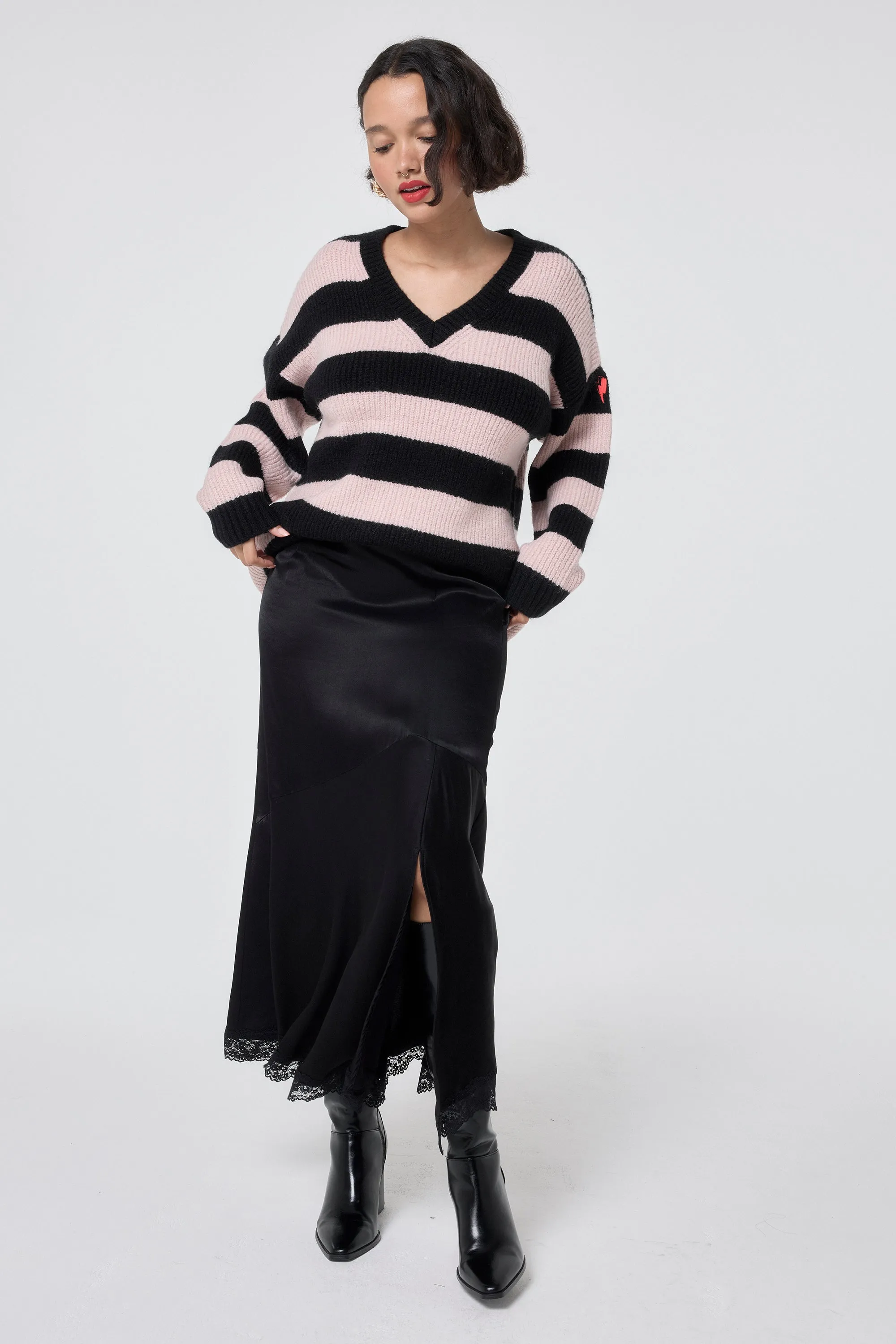 Garment Dyed Thermal Air Pocket Black and Blush Pink Stripe V Neck Knit Jumper