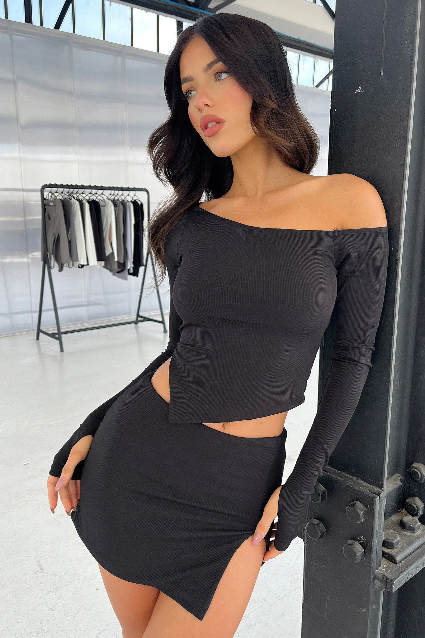 Leyton Skirt - Black Natural Look
