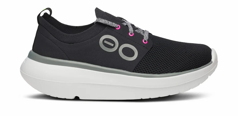 OOFOS OOMY STRIDE WOMEN'S BLACK/WHITE suede upper