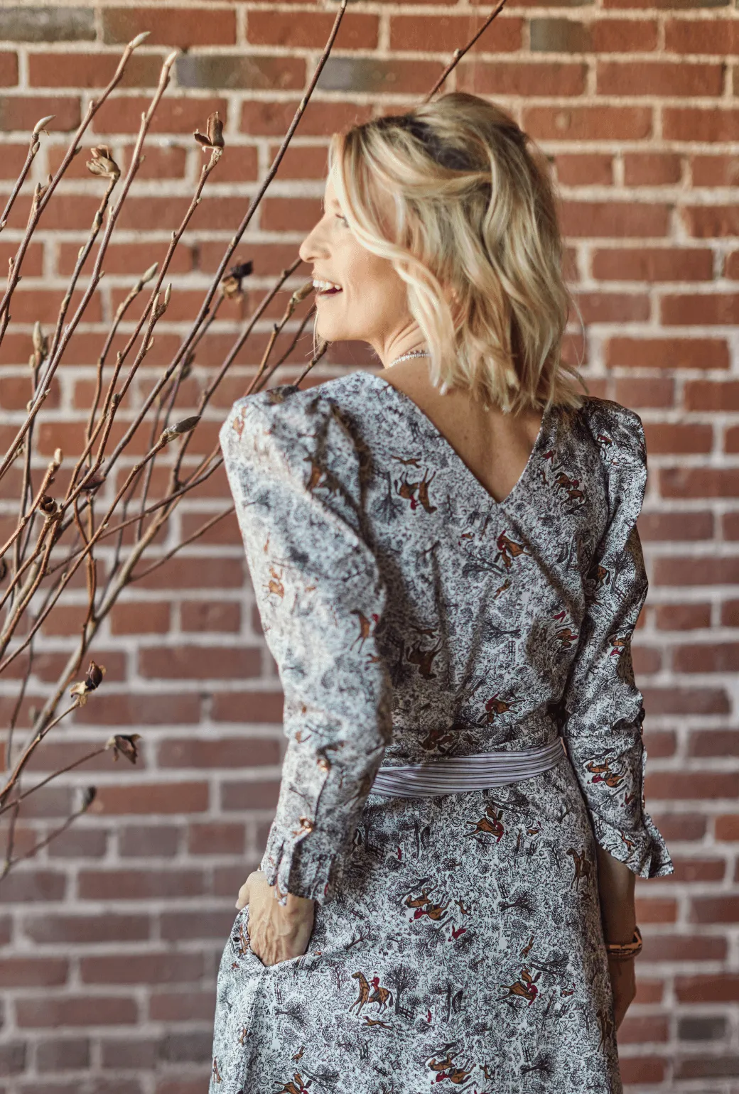 Gloss Accent City Friendly Long Sleeve Day Gown - MIDI - Horses