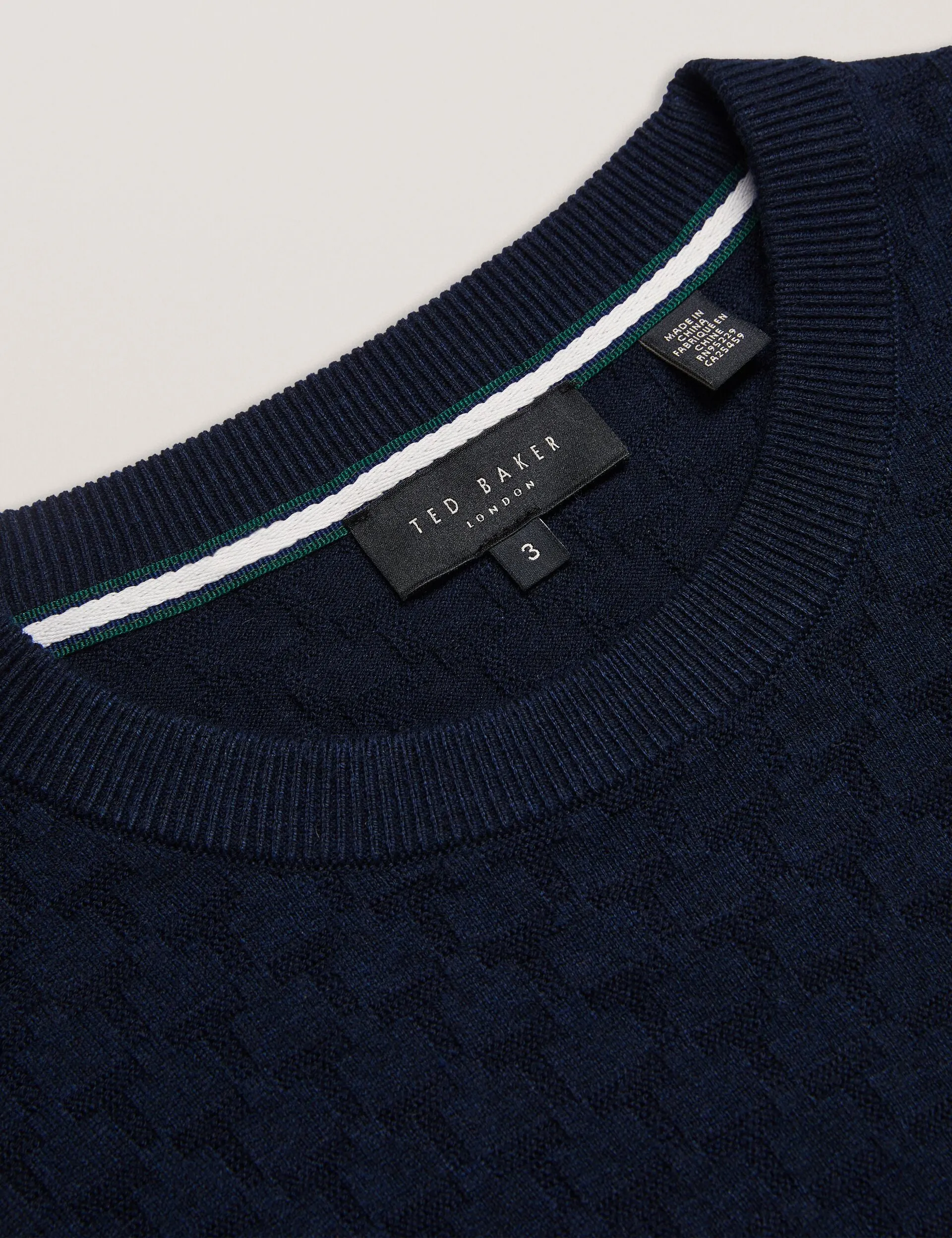 LOUNG | NAVY Anti Pilling Surface Winter Ready Outfit
