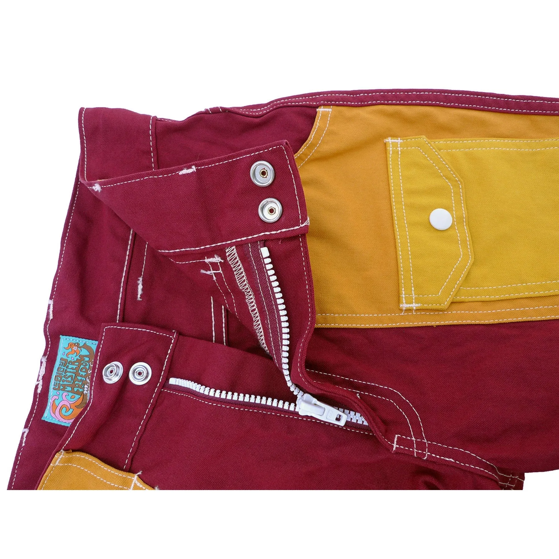 Wide-leg cut cargo style Manureva Deck Shorts - Cerise Tutti Frutti