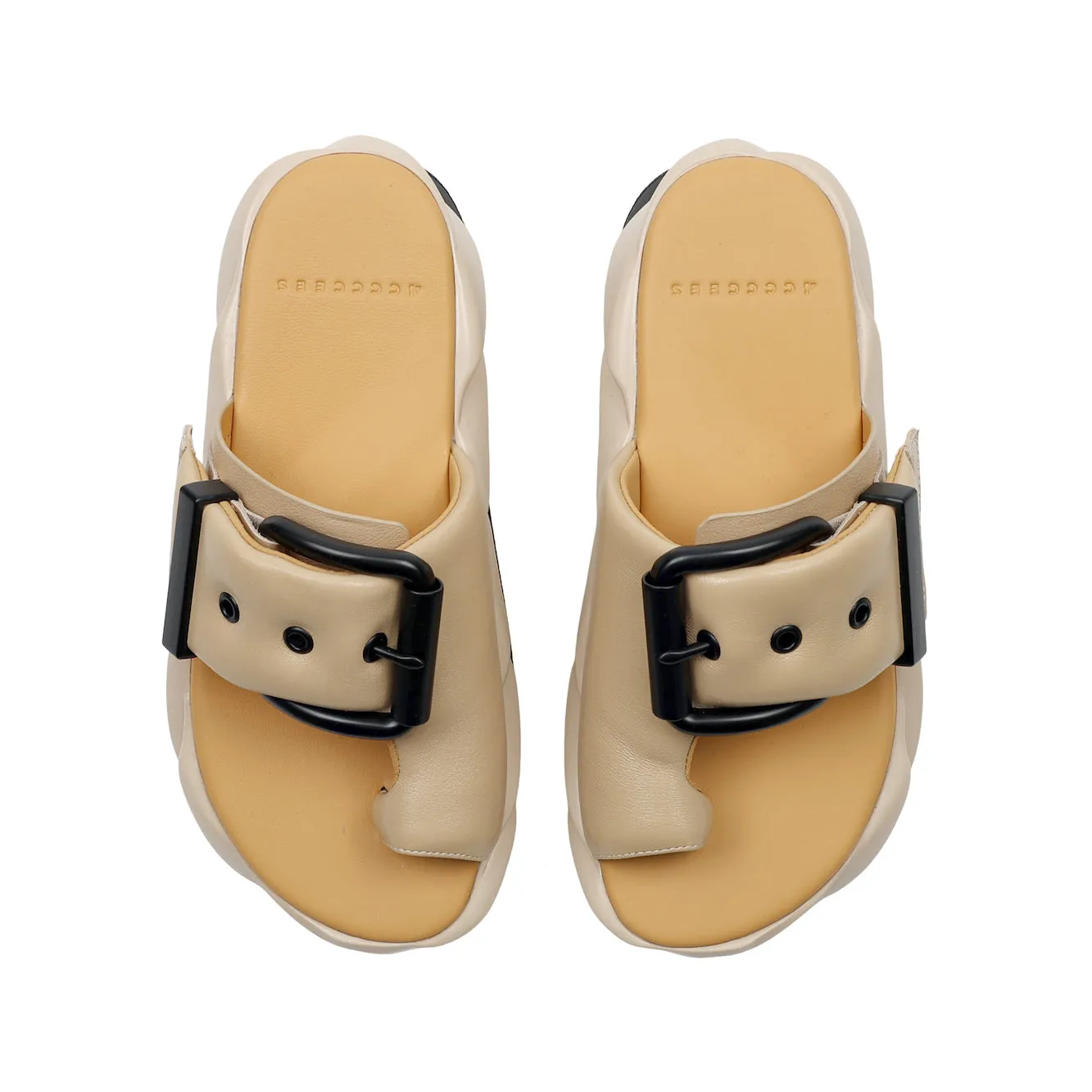 Stud Detail Chic Travel Shoes MELLOW GLOW SKIN