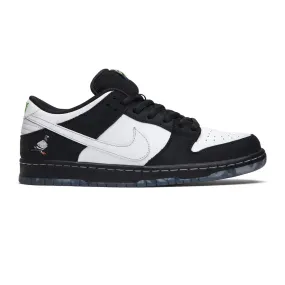 Nike SB Dunk Low 'Staple Panda Pigeon' (2019) Walking Ease Enhanced design