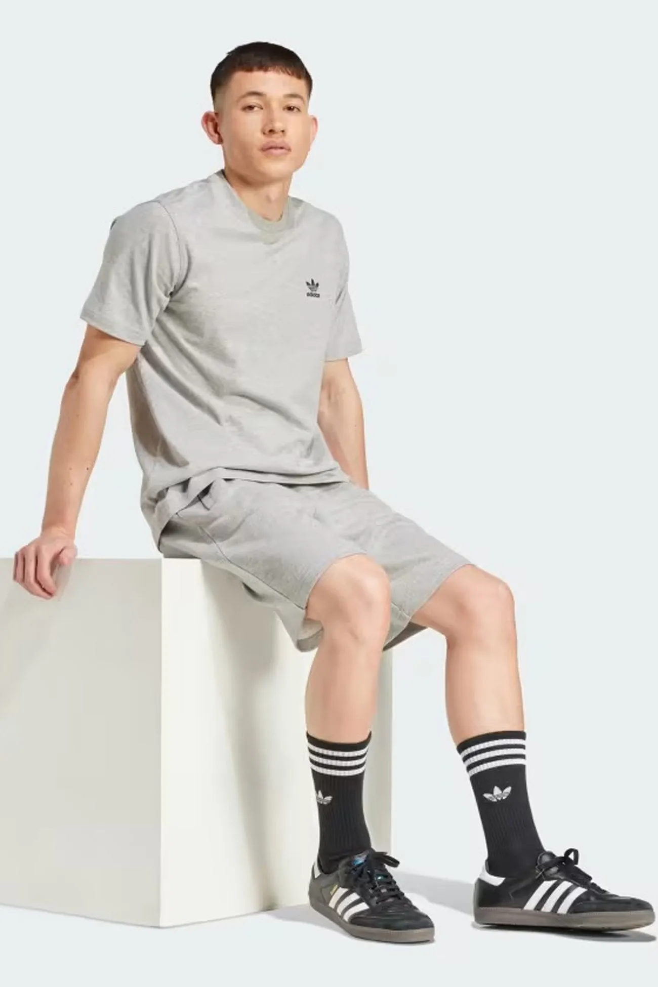 Essential Tee Grey ErgonomicShape