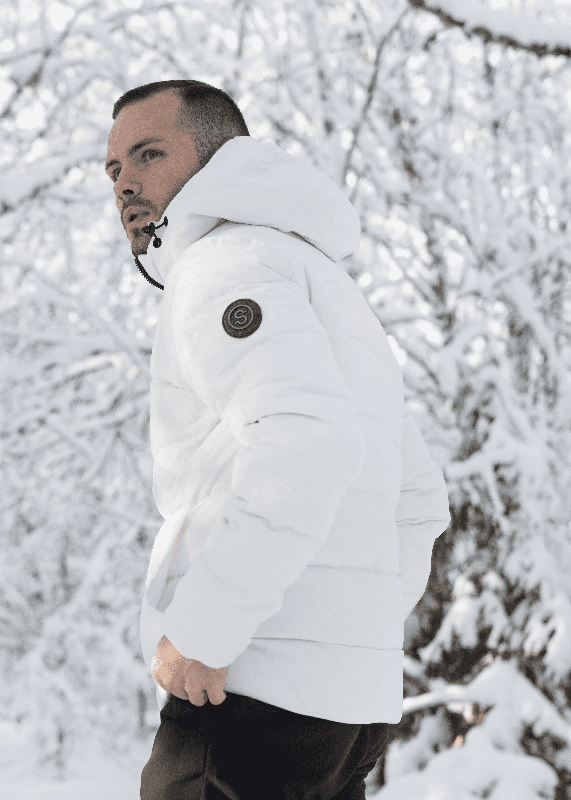 SeamlessShoulderPanels Quick Release Buckles Verbier Jacket