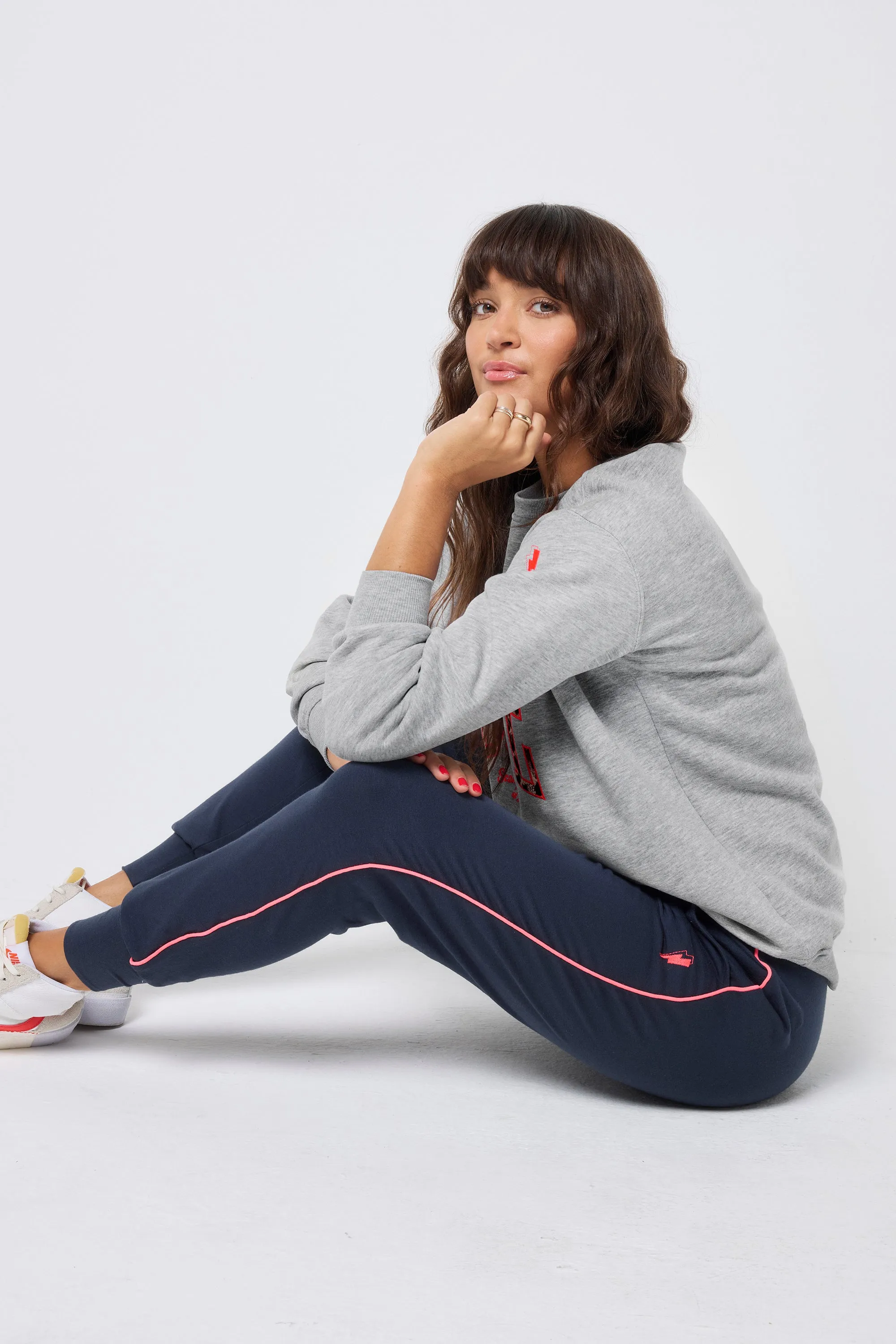 Navy Slouch Joggers Comfy Design