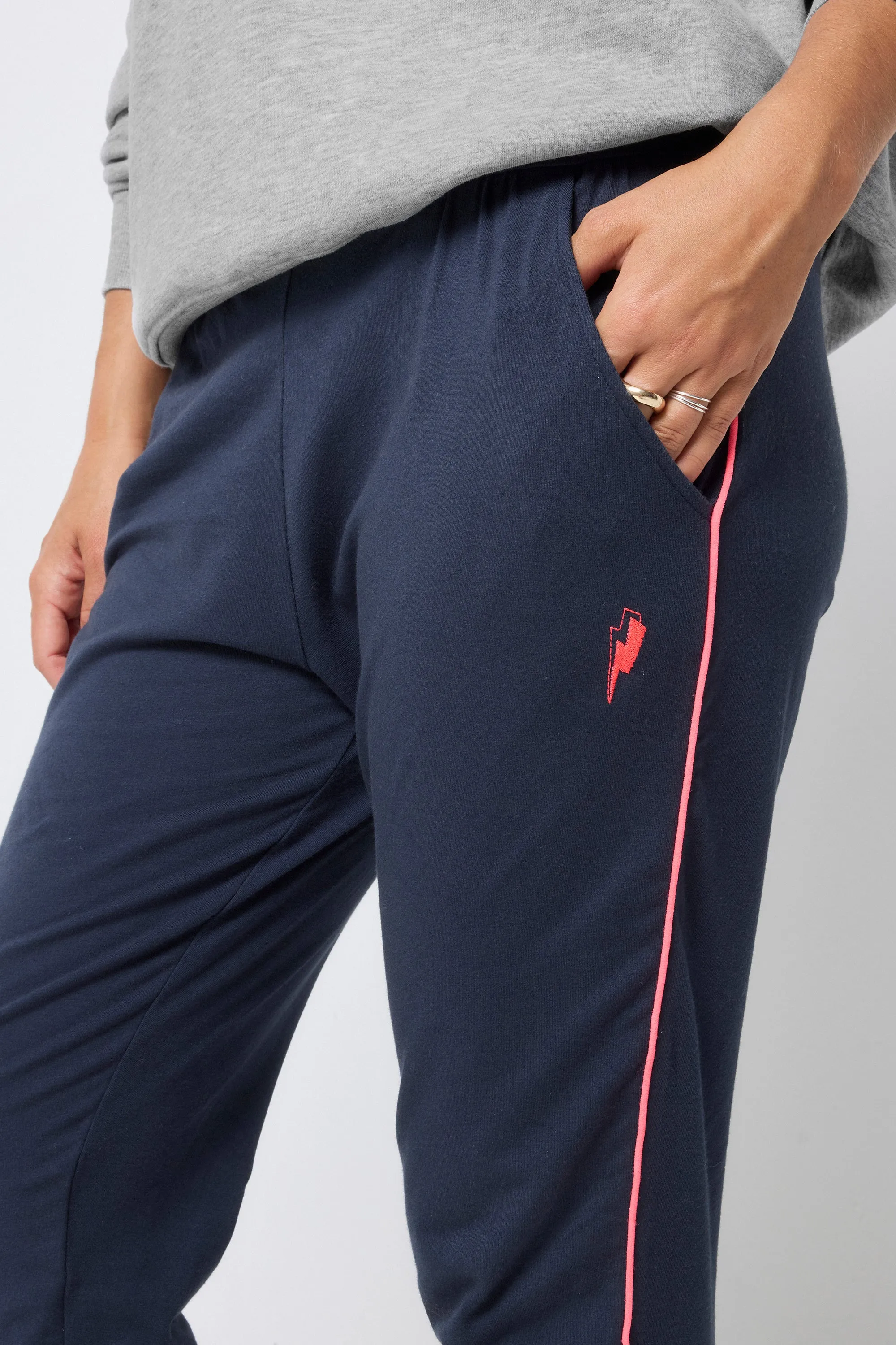 Navy Slouch Joggers Air Circulation hypoallergenic