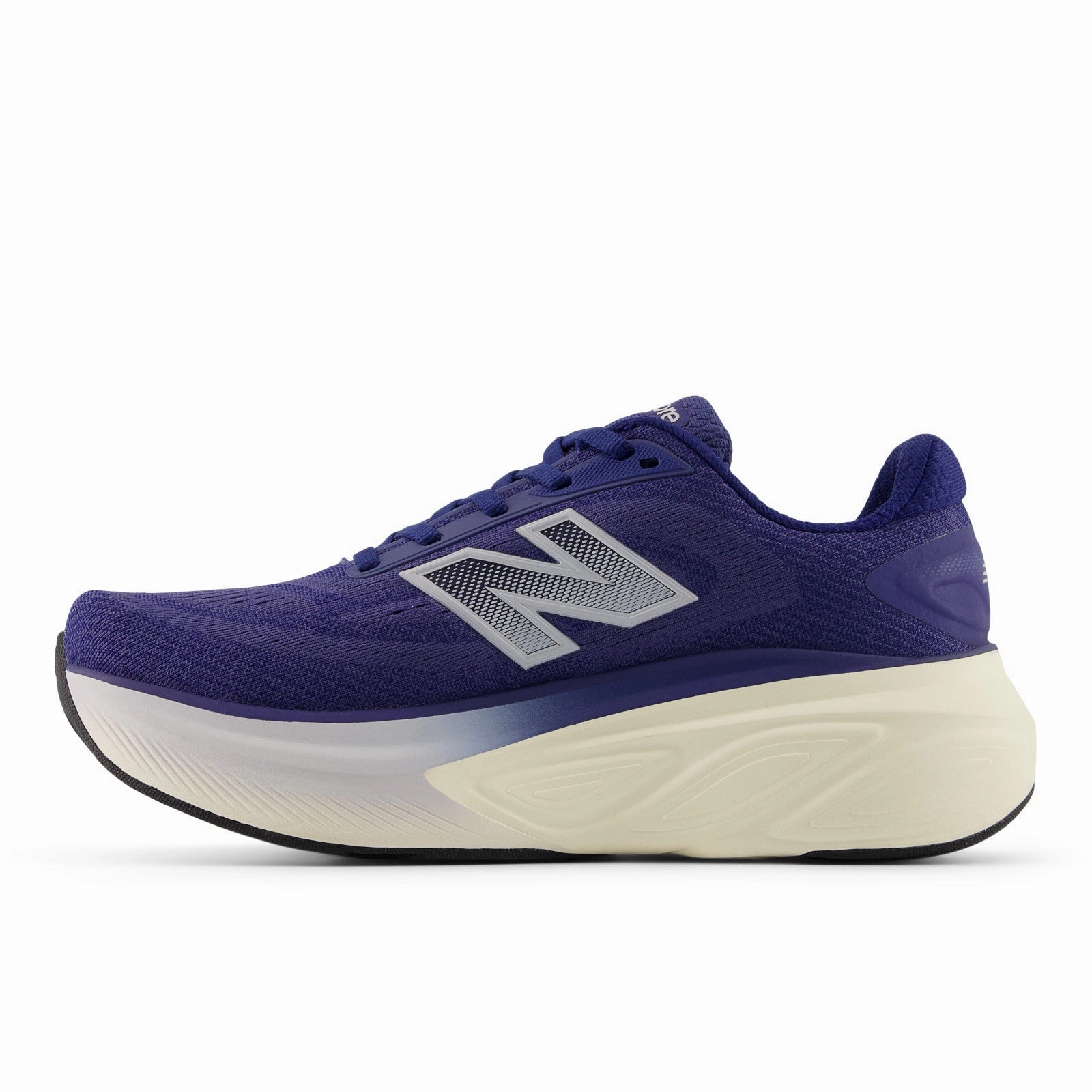 NEW BALANCE FRESH FOAM X MORE V6 WOMEN'S running on the beach