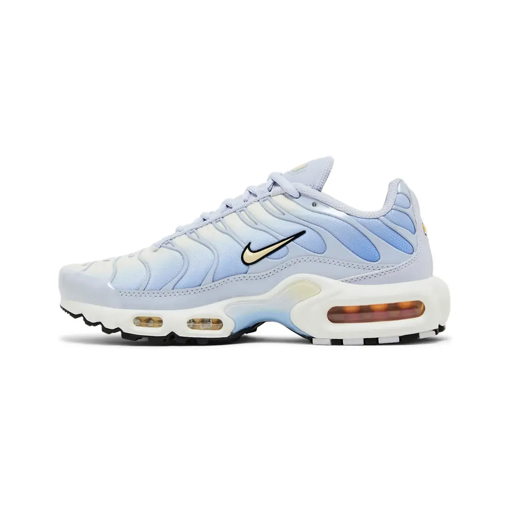 Weekend Fit All-weather look Nike Air Max Plus TN 'Daybreak' Women's (2024)