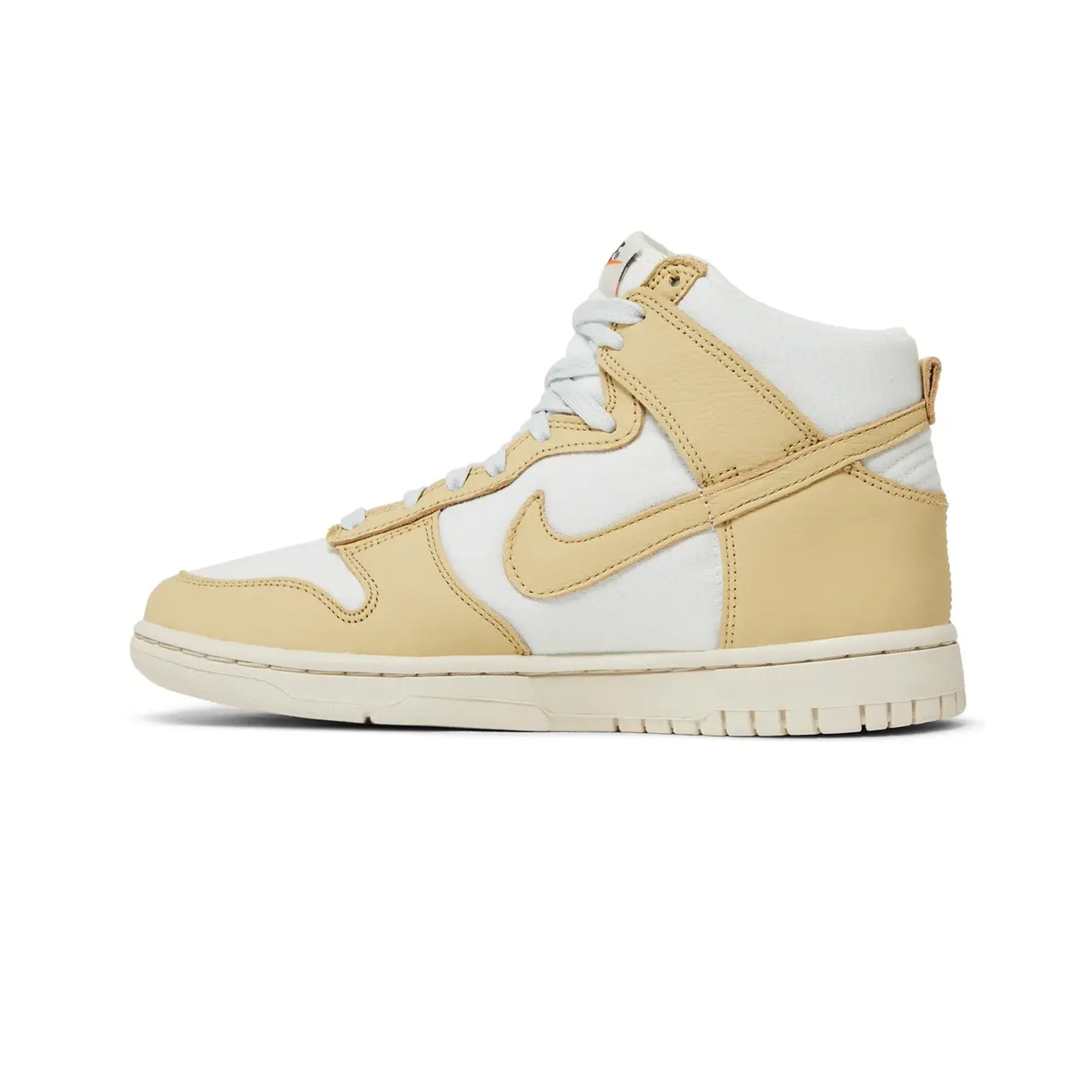 Nike Dunk High LX Certified Fresh 'Team Gold' W (2022) Seamless construction