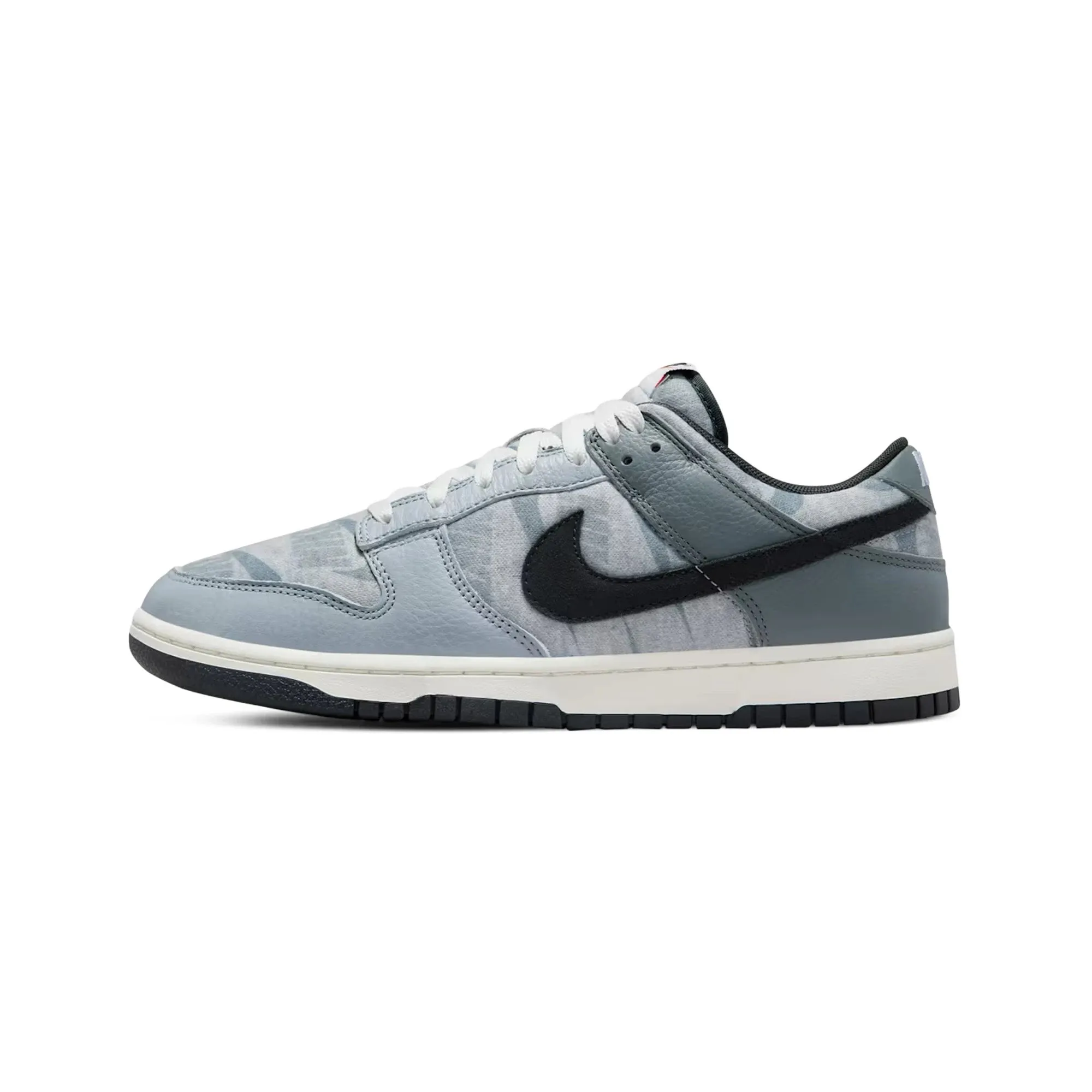 Nike Dunk Low SE 'Copy Paste' (2022) Flexible Design