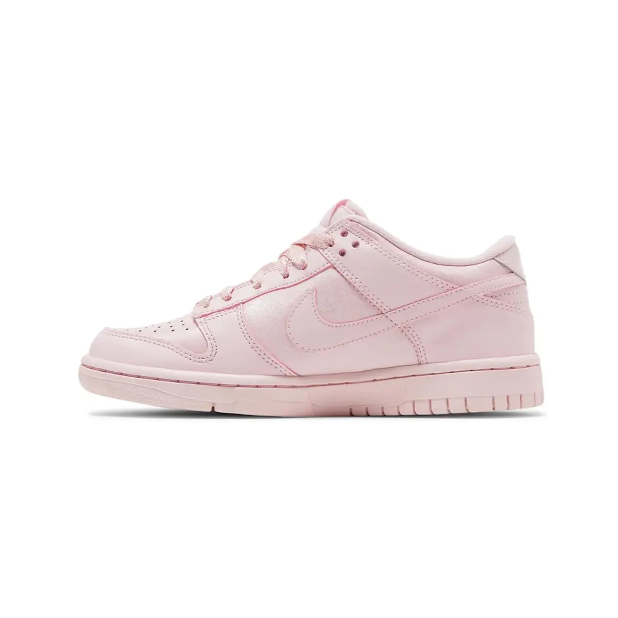 Nike Dunk Low SE 'Prism Pink' GS (2022) Tactile Grip Patterns Cool Outfit