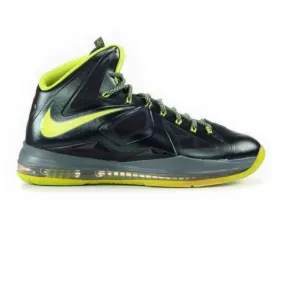 Contrasting Colors Nike LeBron X 'Dunkman' (2012)