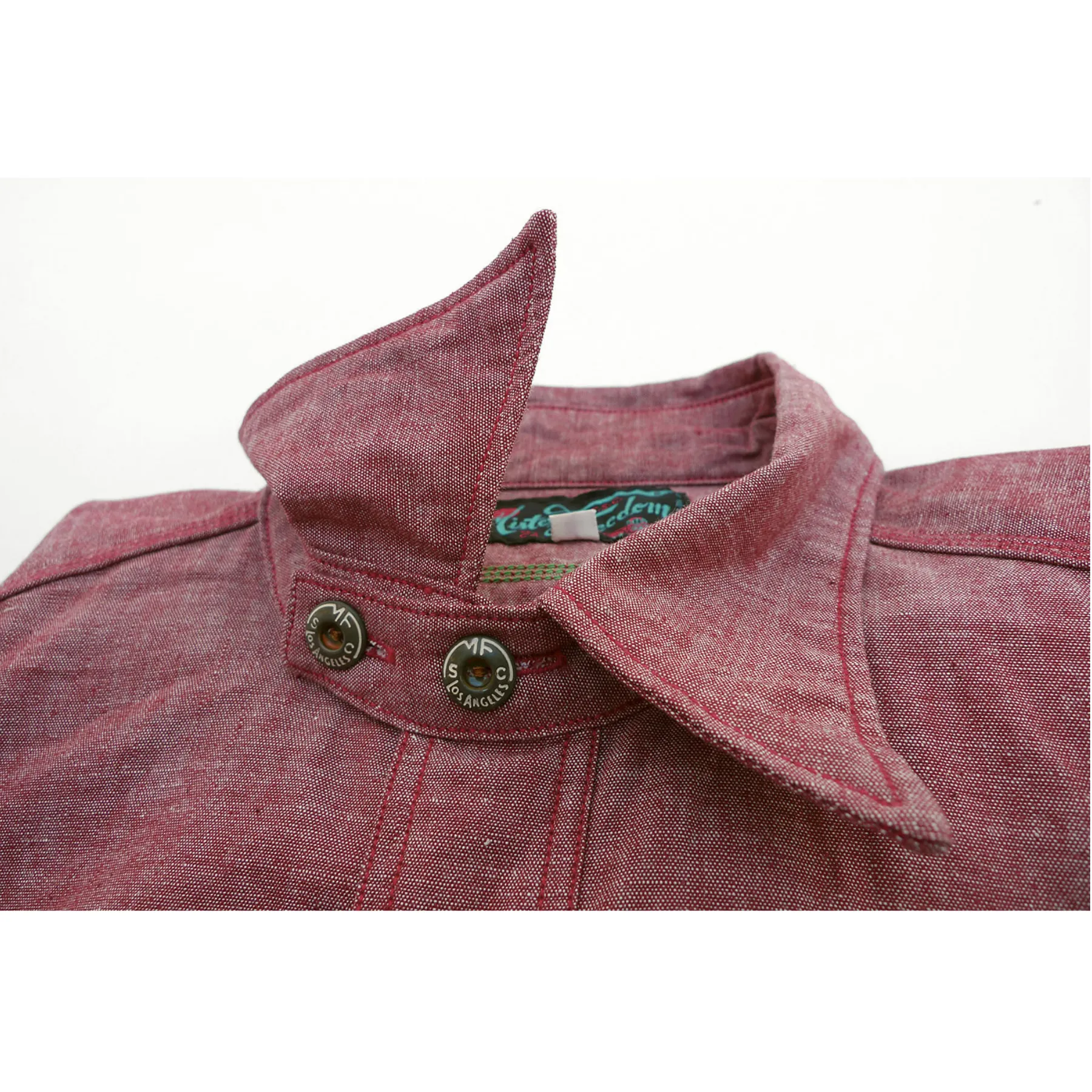 Smooth zipper closure Athletic Cut Nixon Shirt - Red Chambray - Warehouse