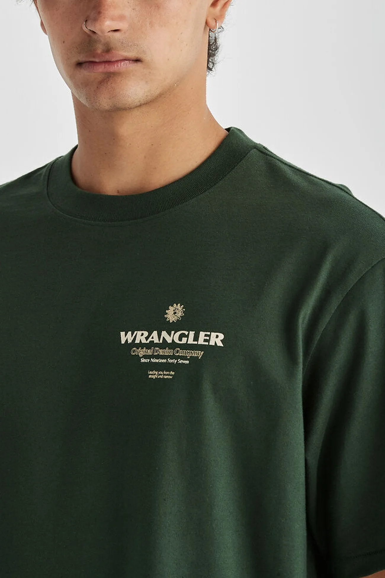 Kicks Slacker Tee Mountain FrictionResistant Trim