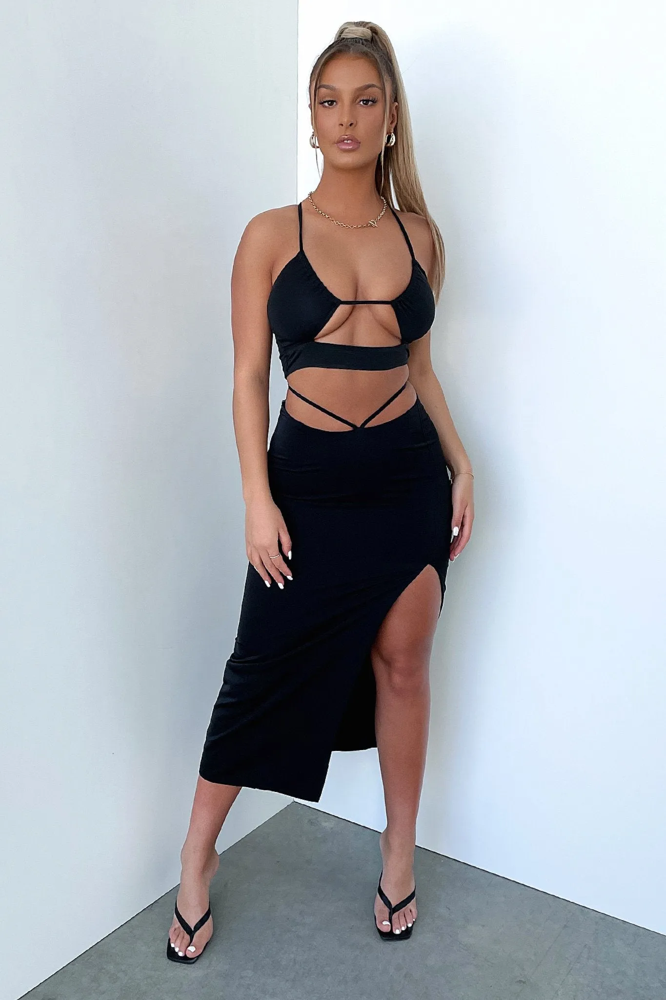 Risk Midi Skirt - Black Soft Outfit