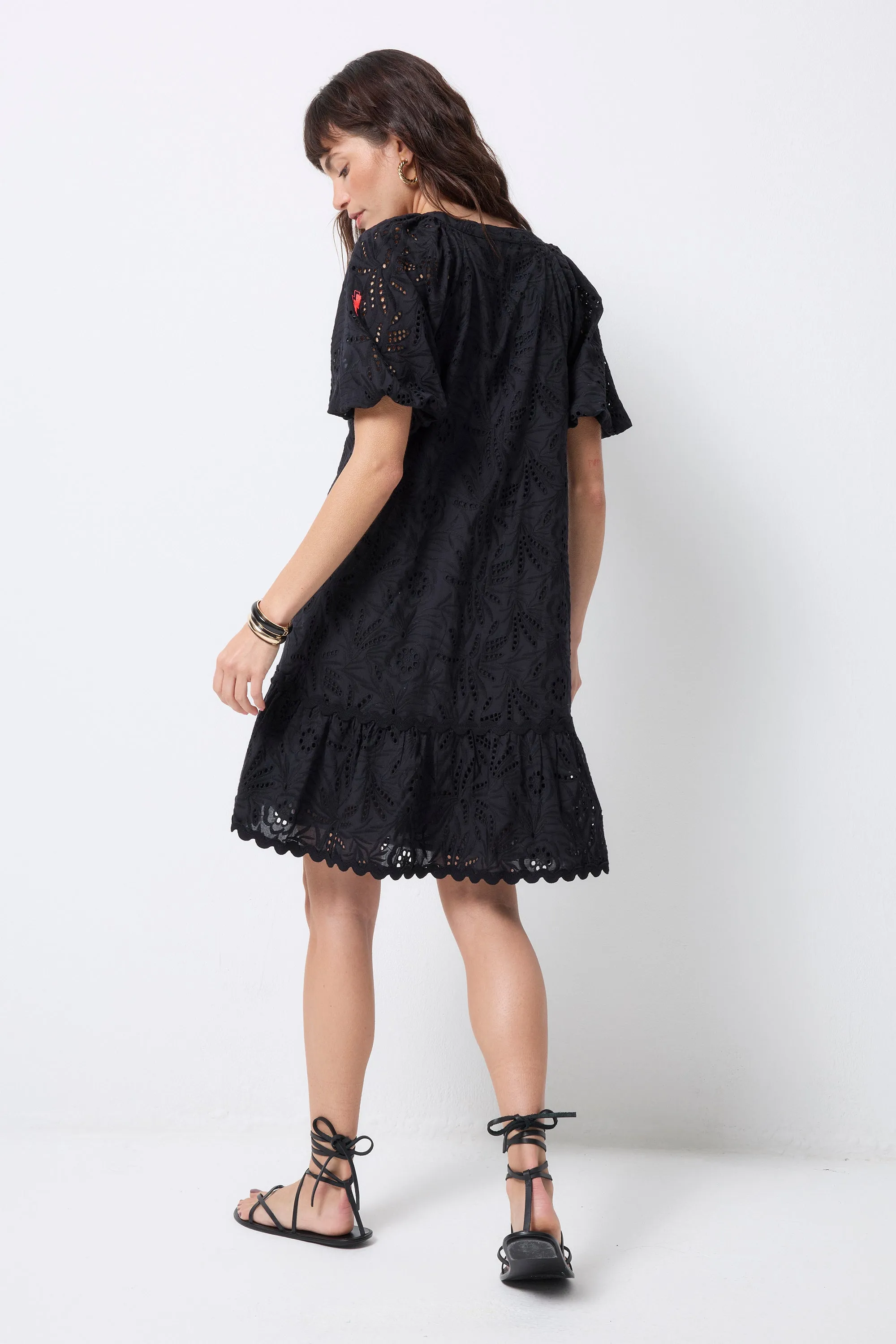 Black V-Neck Broderie Short Dress Grace Soft Delicate Details