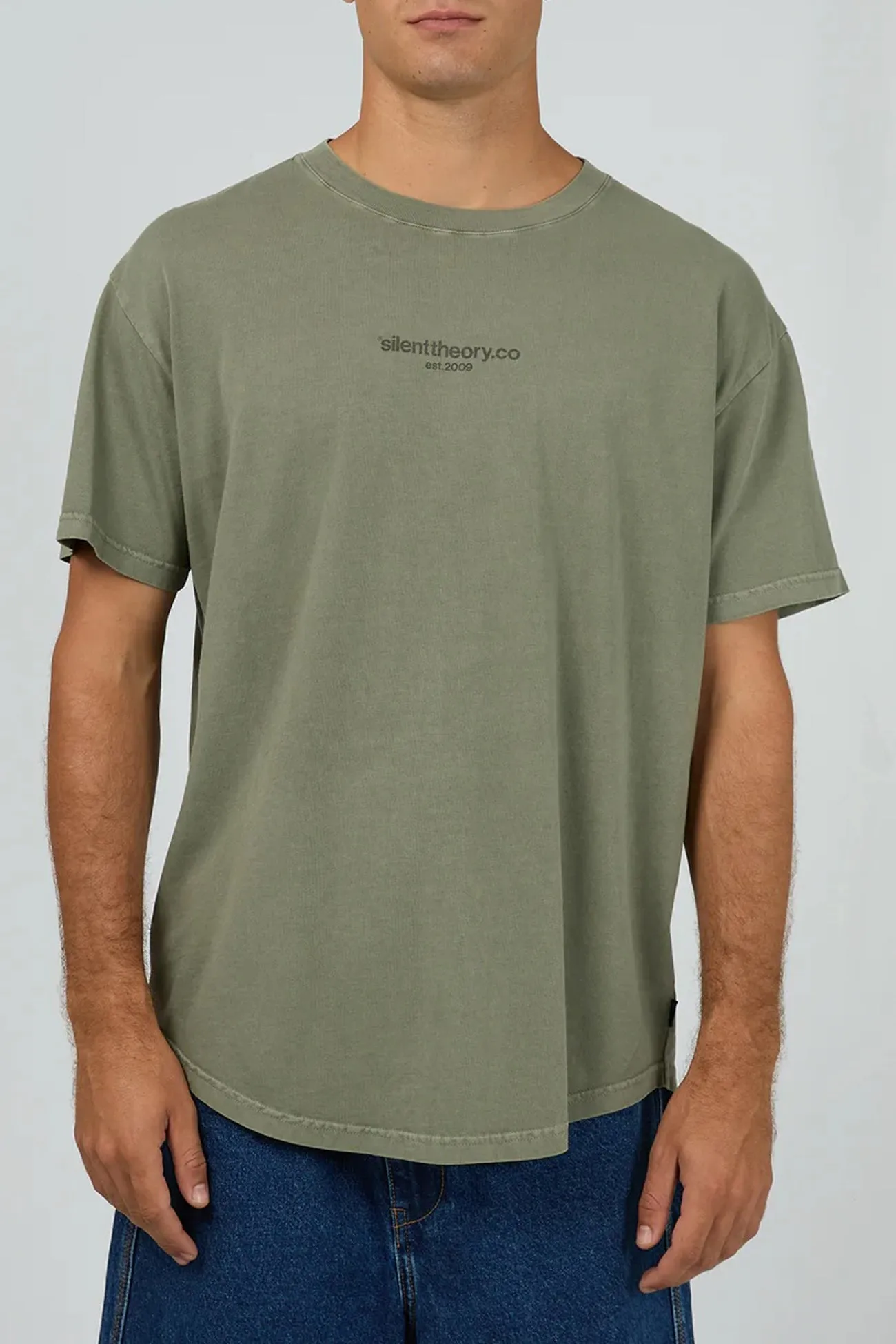 Ventilated Panel Design Fade Scoop Tee Olive
