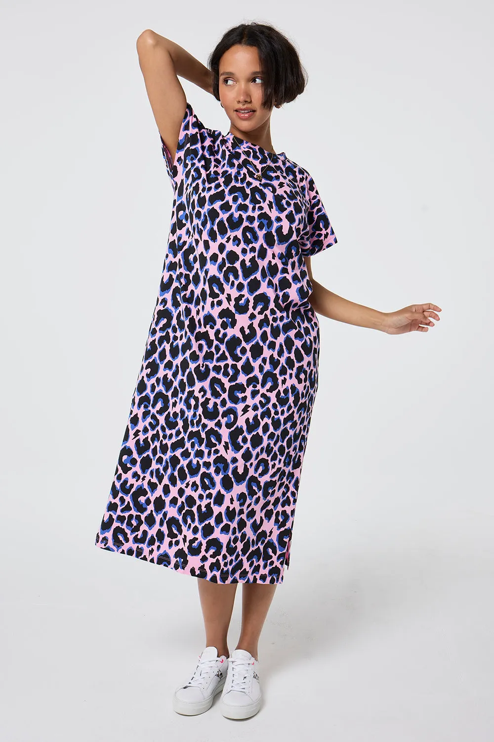 Pink with Blue and Black Shadow Leopard Midi T-Shirt Dress Versatile Layer Wear Fresh Tones