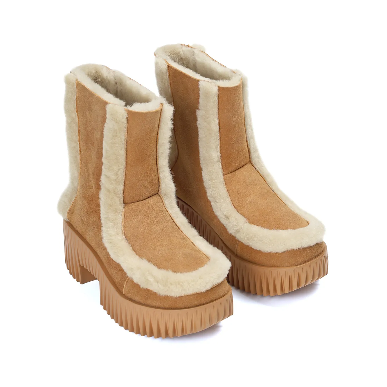 Durable Welted Construction PLIA FERO CAMEL