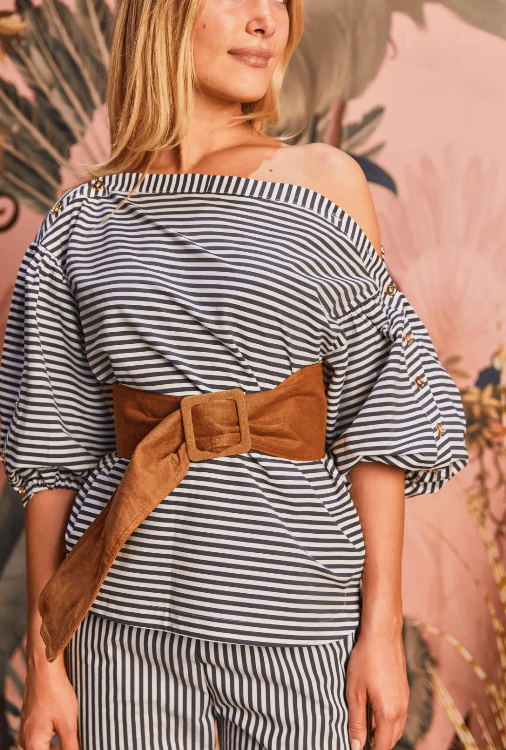 Button Sleeve Top - Black and White Stripe ReflectiveDetails CollapsibleFrame