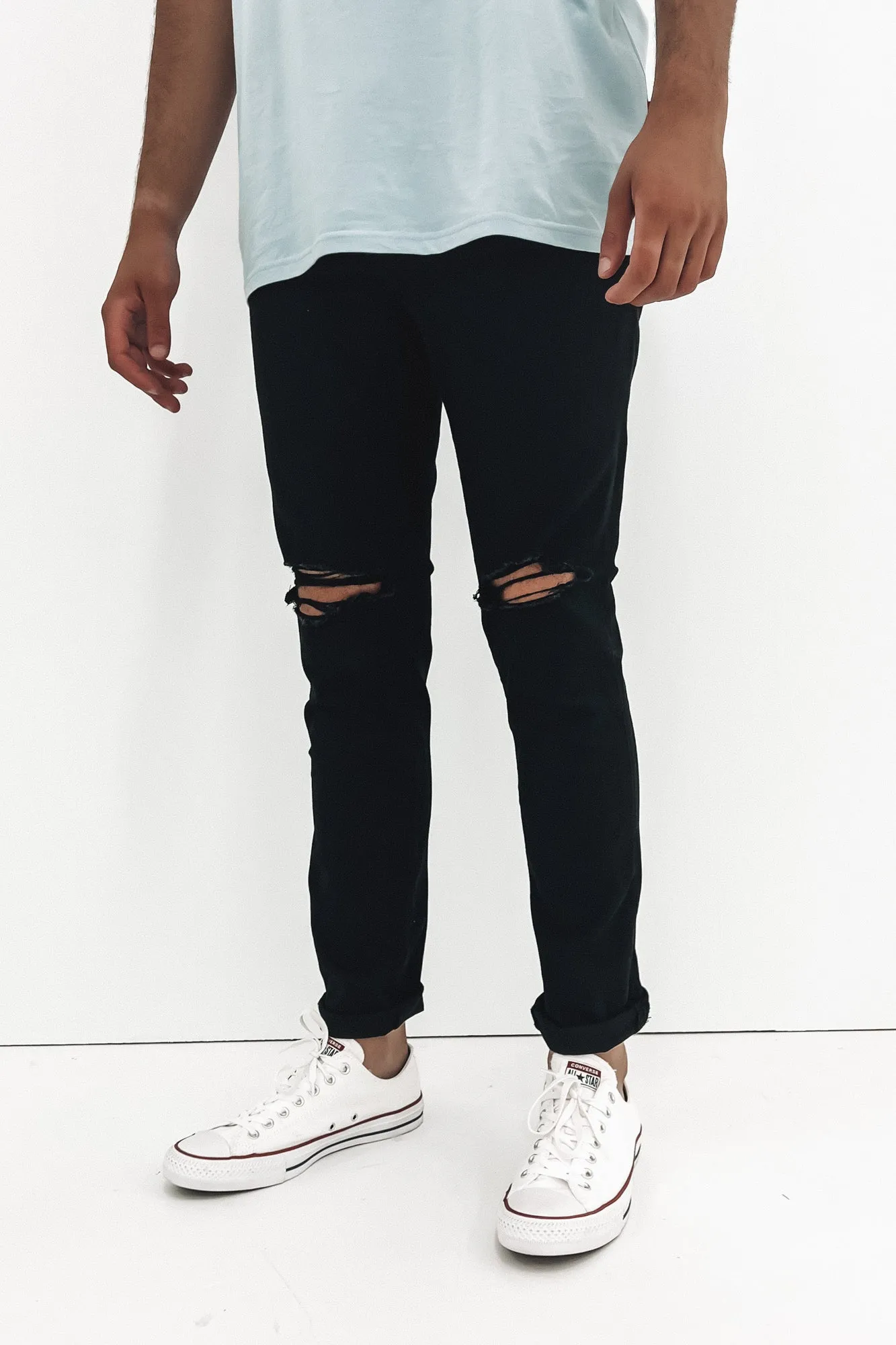 Relaxed fit wear Thermal Regulating R2 Slim Jean Custom Destruct