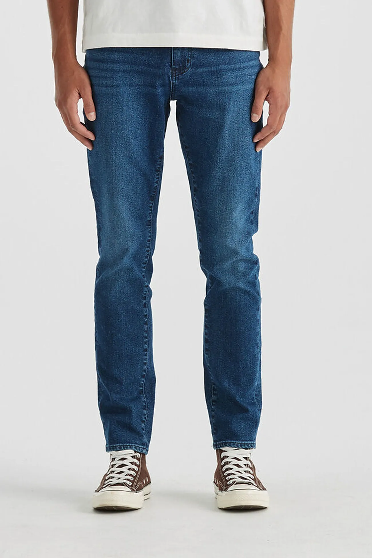 R2 Slim Jean Worn Indigo Seamless Comfort