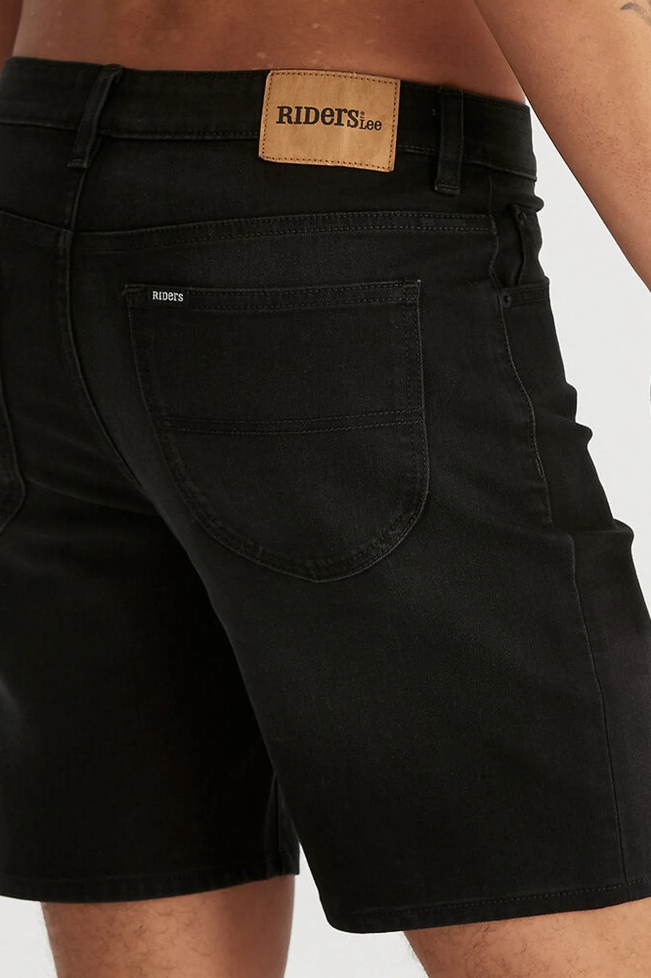 Chafe-Free Fit Free Movement R3 Short Custom Worn