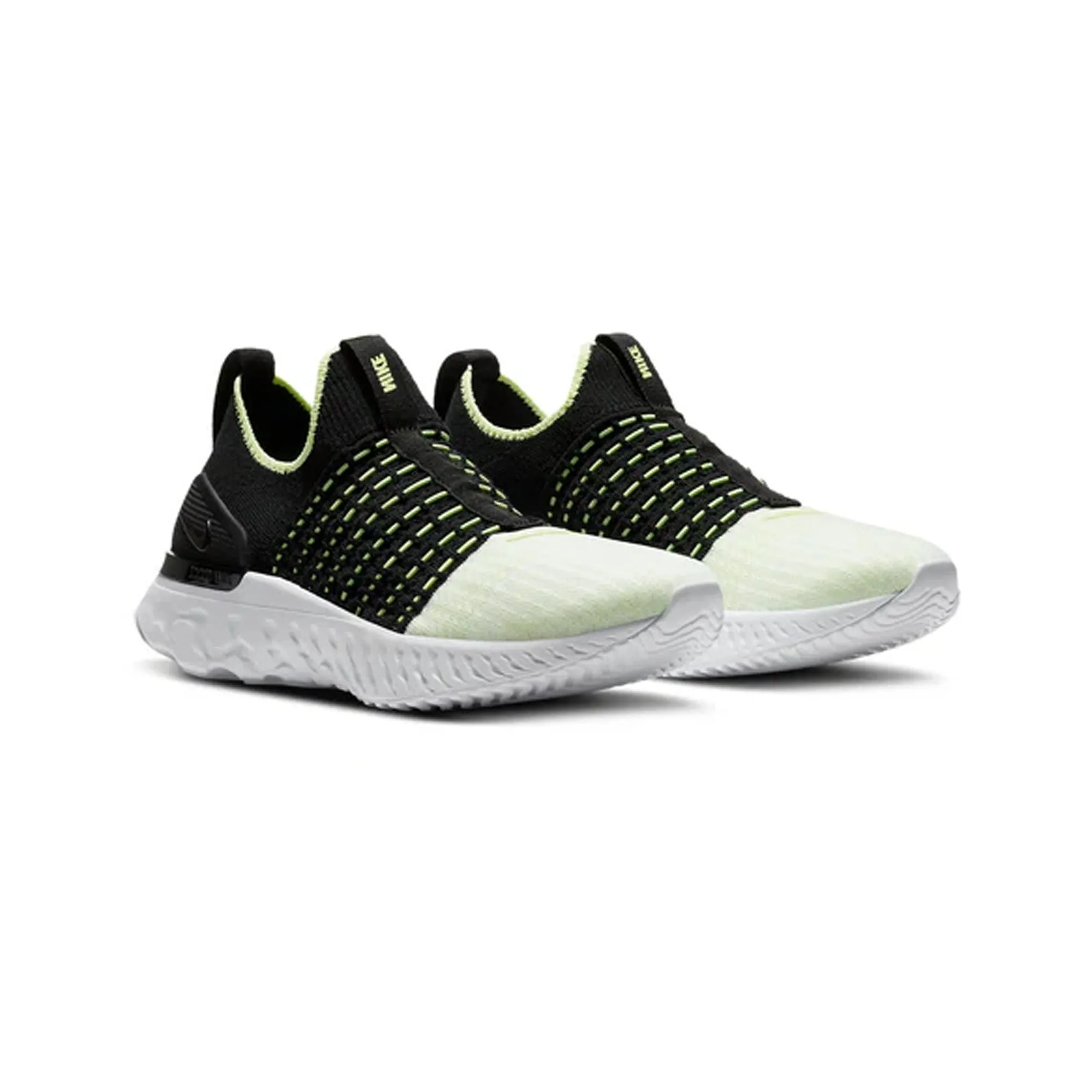 React Phantom Run Flyknit 2 'Black Volt' W Walk Utility