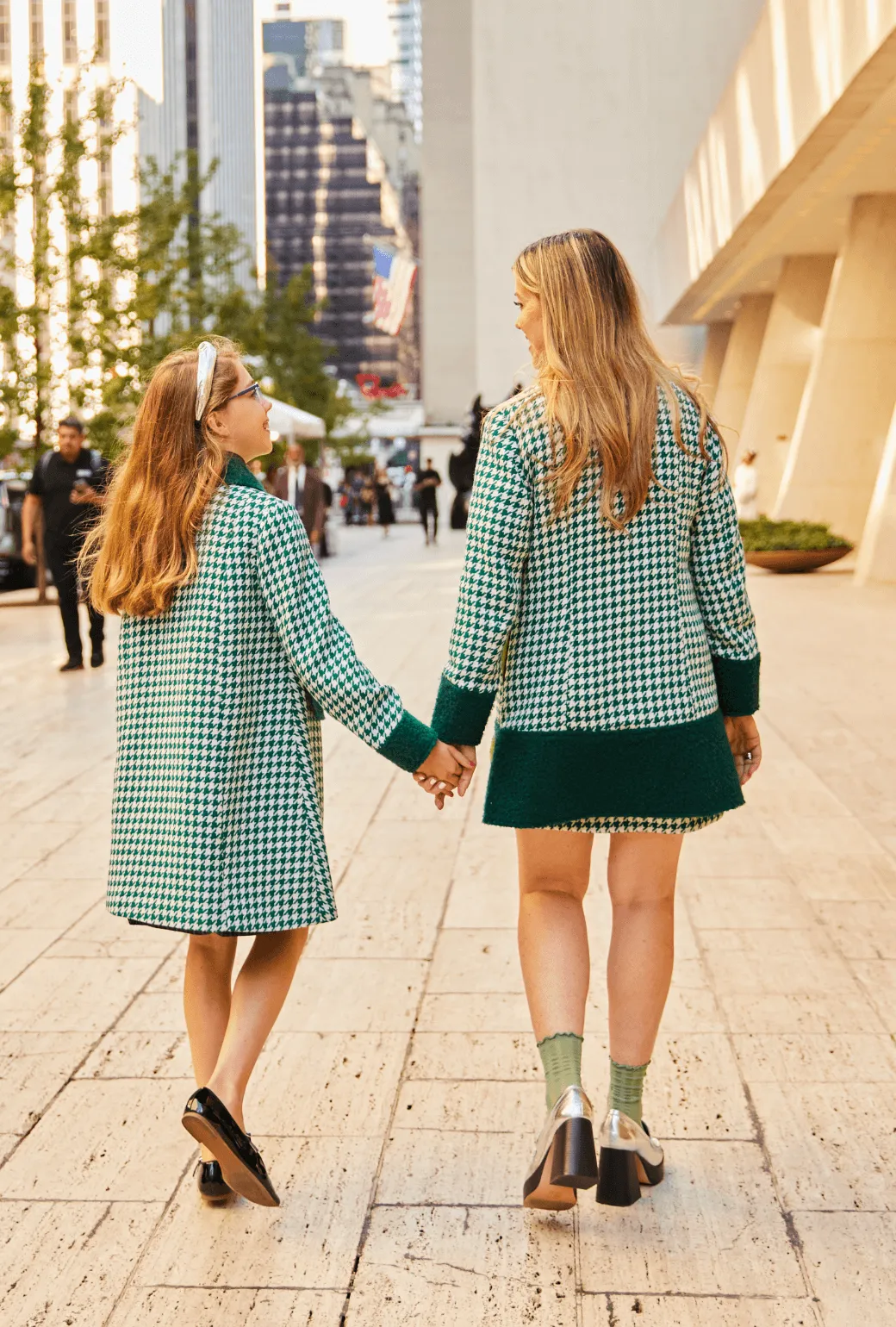 Lightweight Shell Buru x Tori Mellott Mod Coat - Green Houndstooth