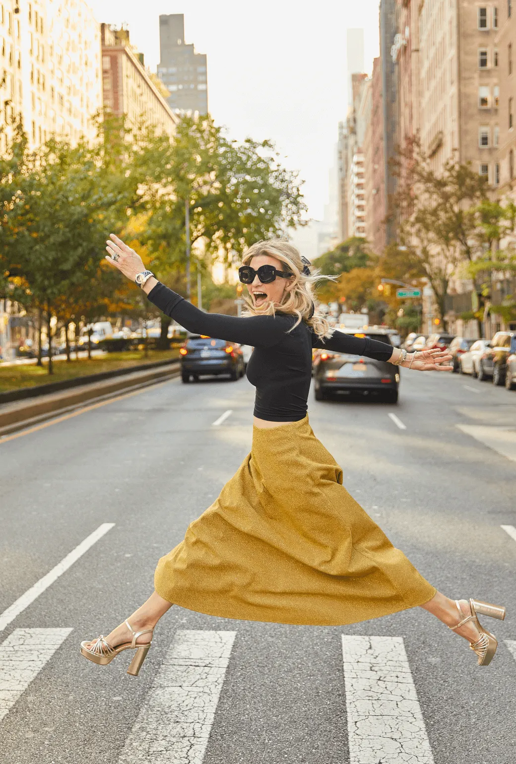 The Laura Skirt - Gold Sparkle NonRestrictiveFit Trendy Waist