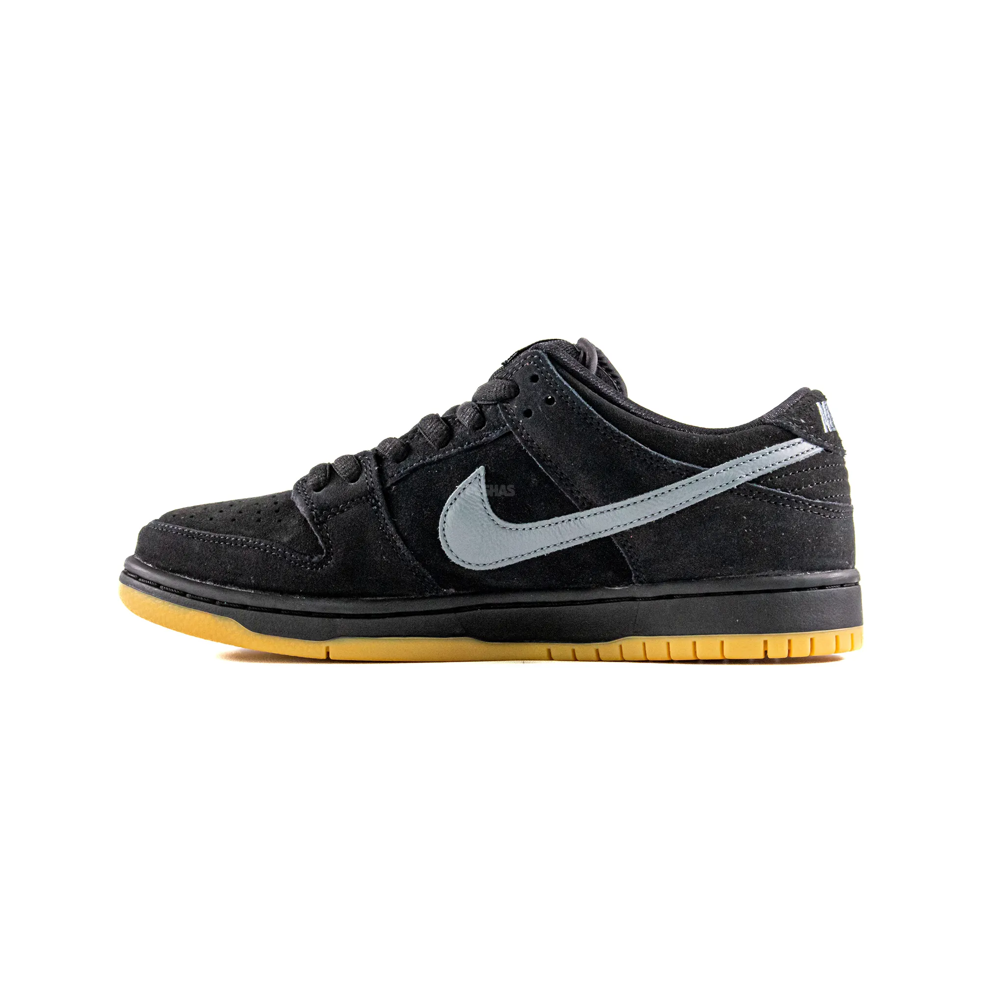 Nike SB Dunk Low 'Fog' (2021) understated look